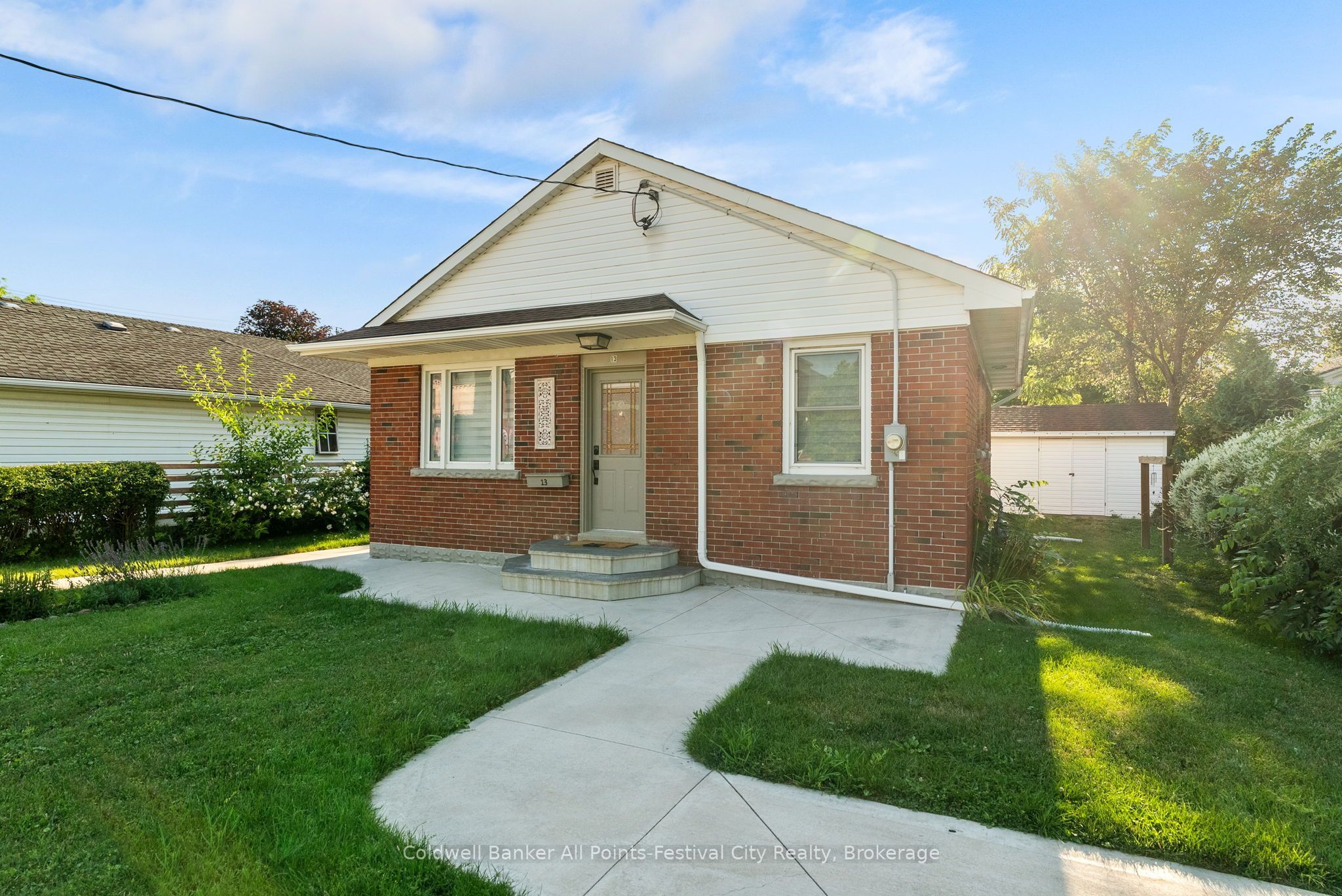 13 Waterloo Street N, Goderich, ON N7A 2W1