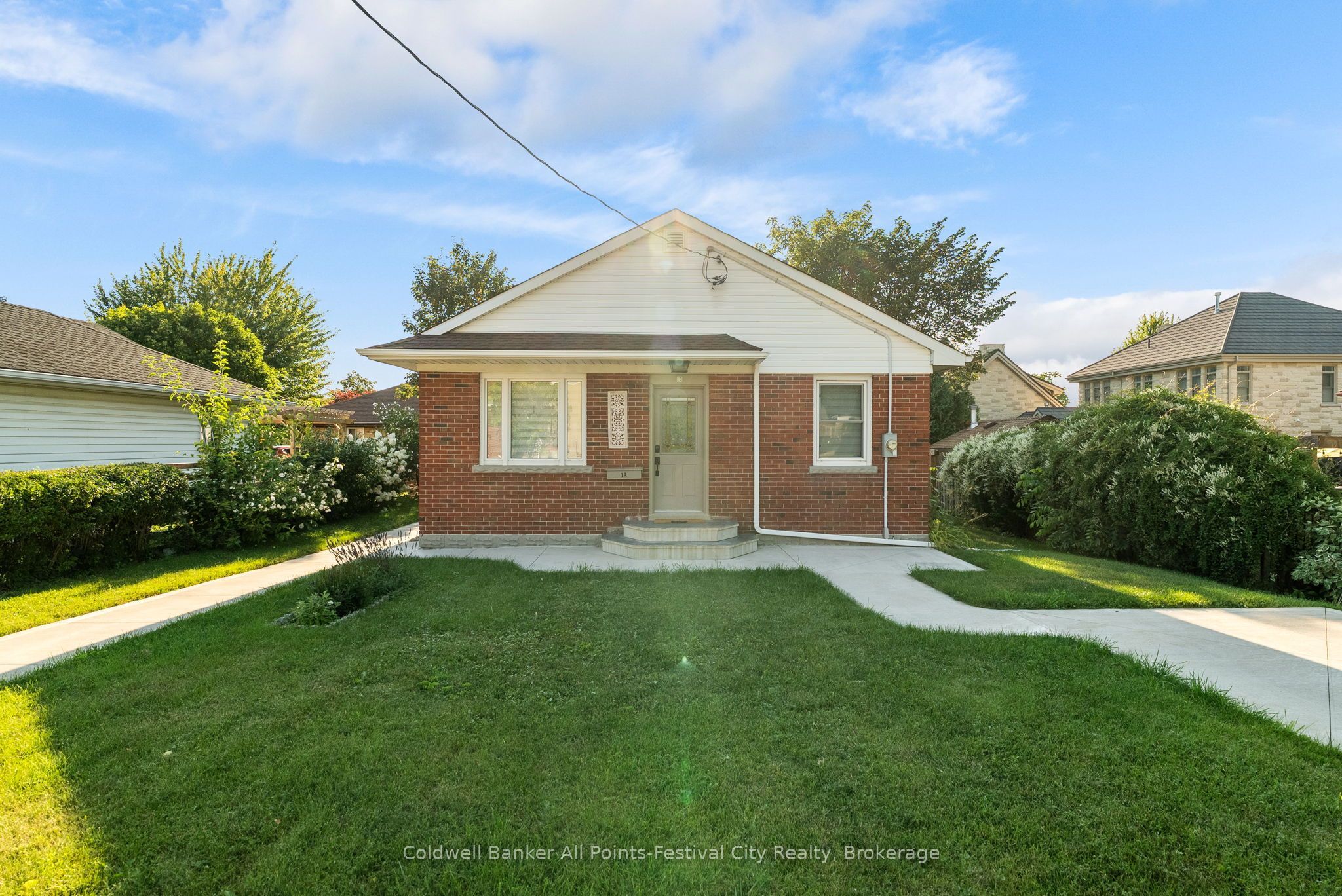 13 Waterloo Street N, Goderich, ON N7A 2W1 photo 2