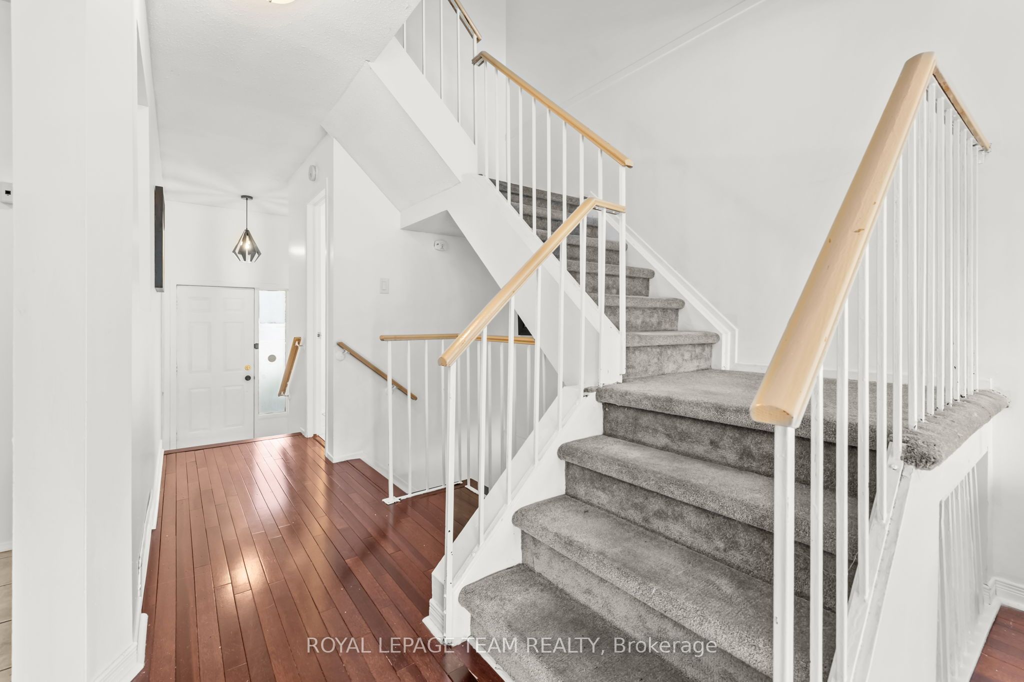 81 Rueter Street, Barrhaven, ON K2J 3V6 photo 4