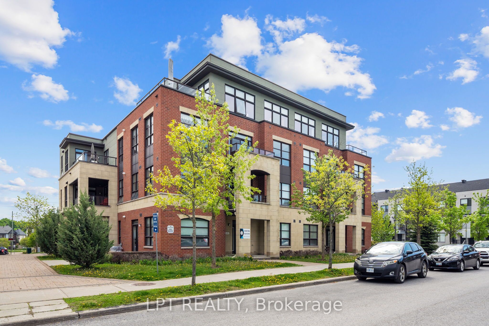 298 Glenroy Gilbert Drive 301, Barrhaven, ON K2J 5W2 photo 2