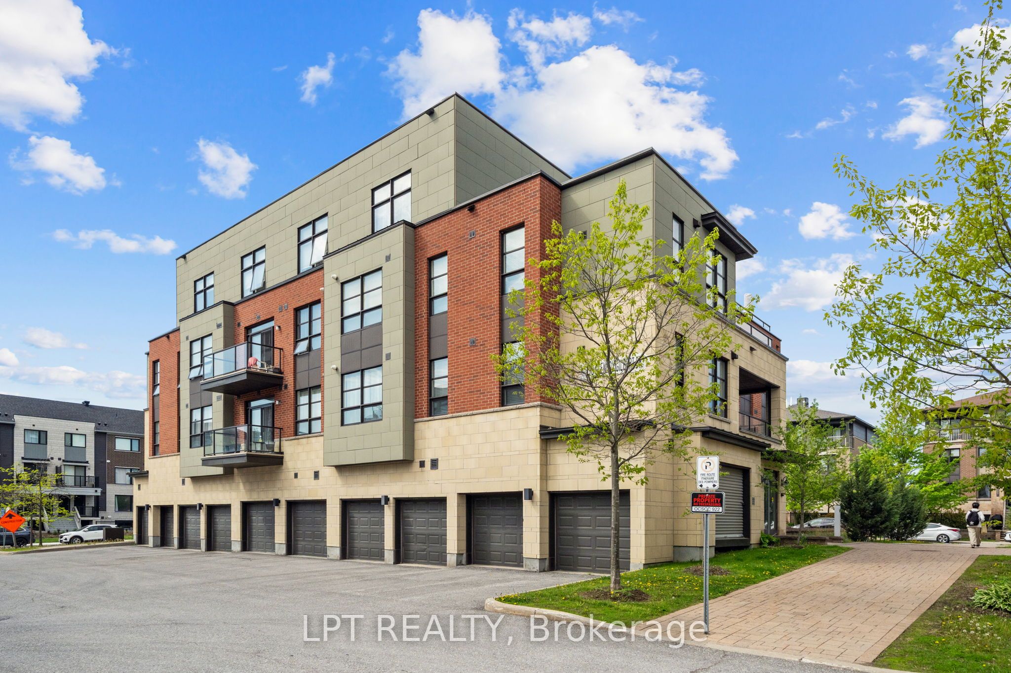 298 Glenroy Gilbert Drive 301, Barrhaven, ON K2J 5W2 photo 3