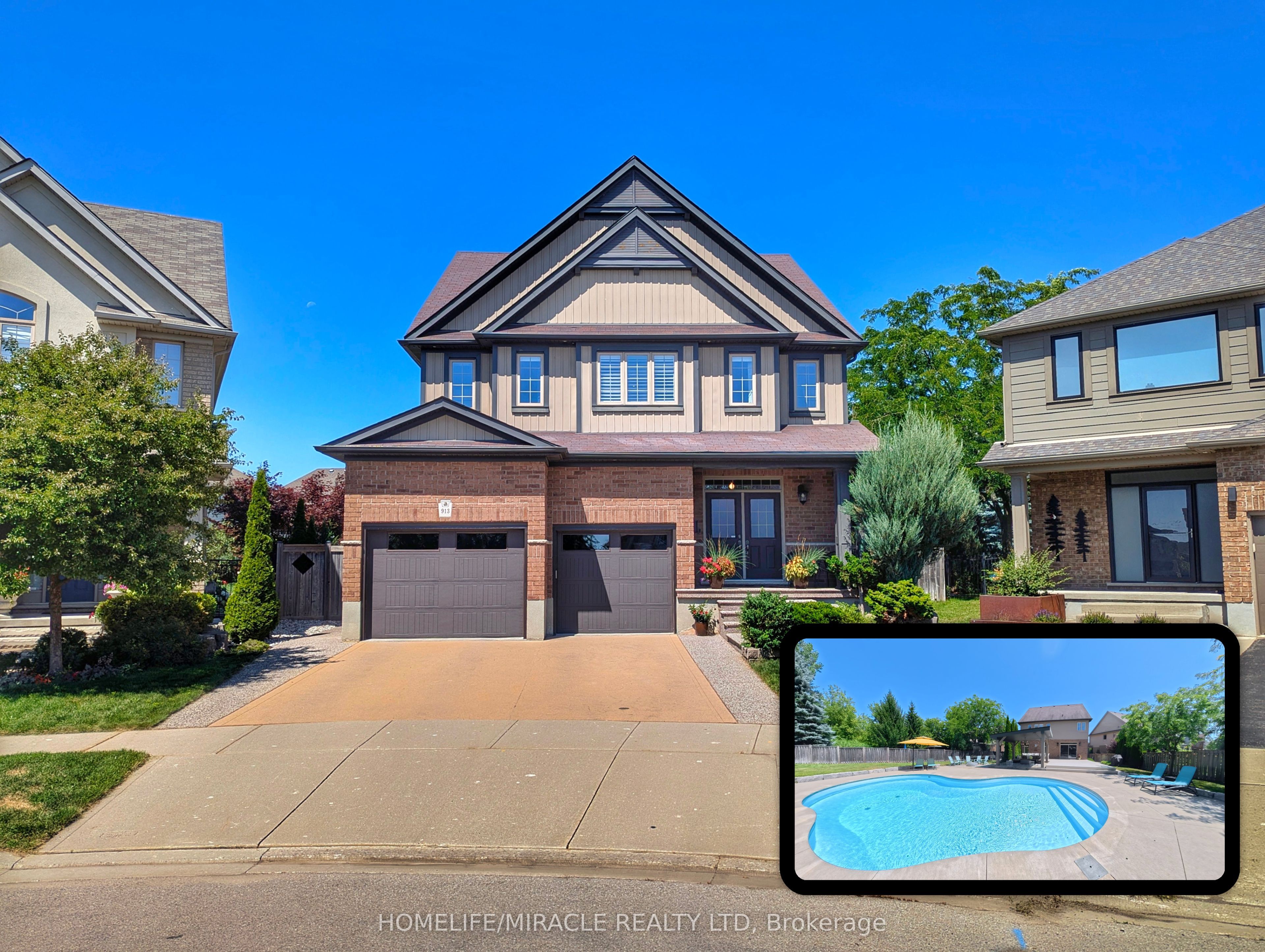 913 Valebrook Court, Kitchener, ON N2A 0E5