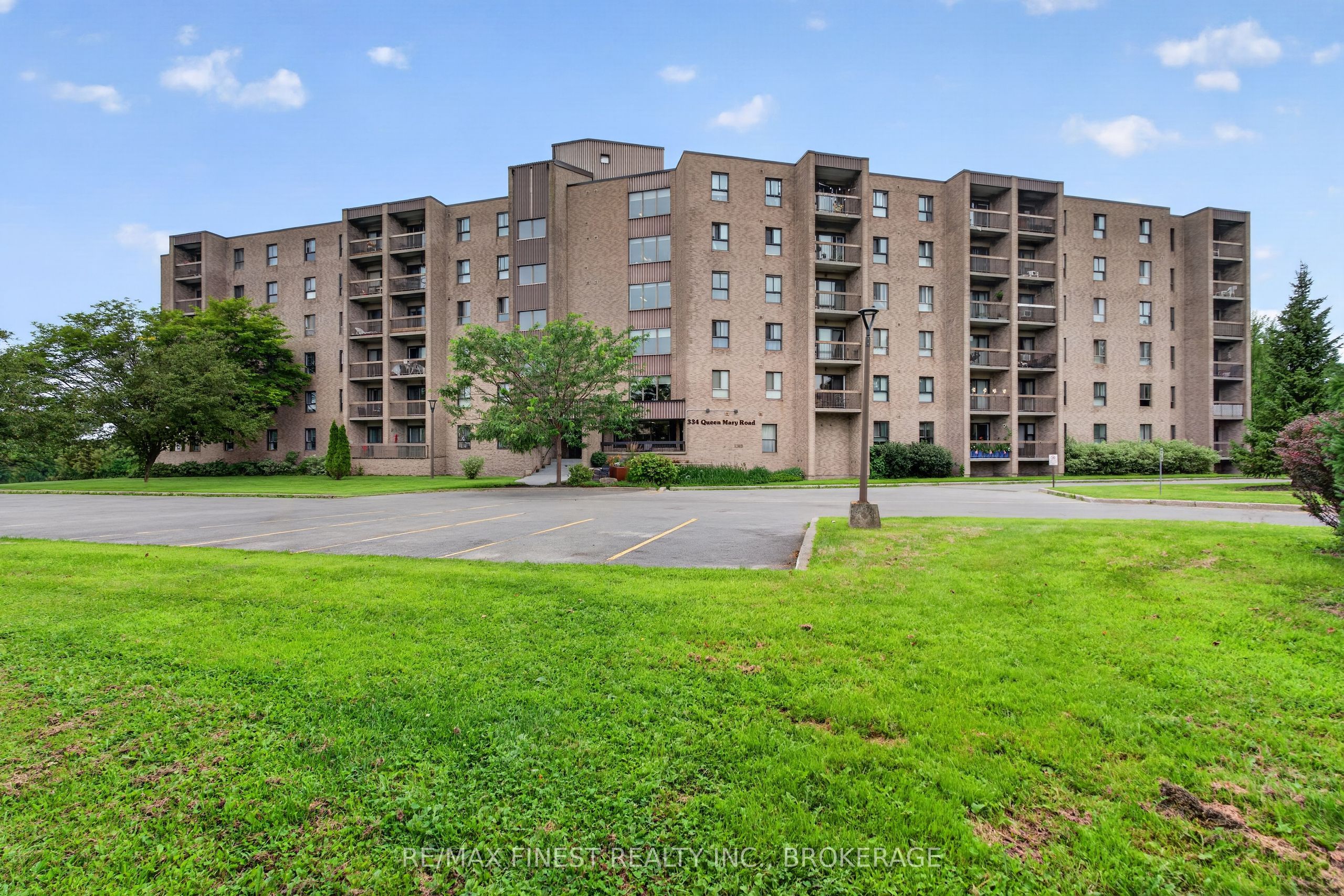 334 Queen Mary Road 602, Kingston, ON K7M 7E7