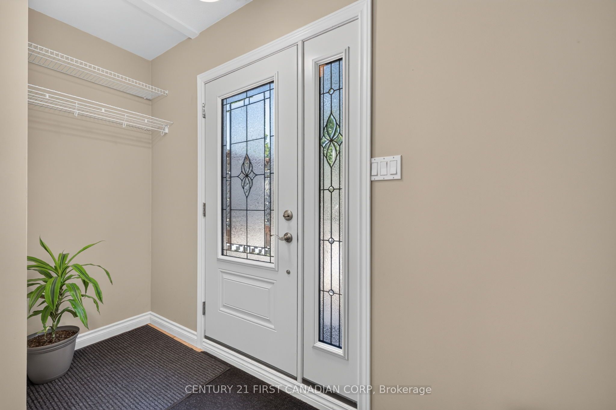 595 Winblest Avenue, London South, ON N6C 3C4 photo 5
