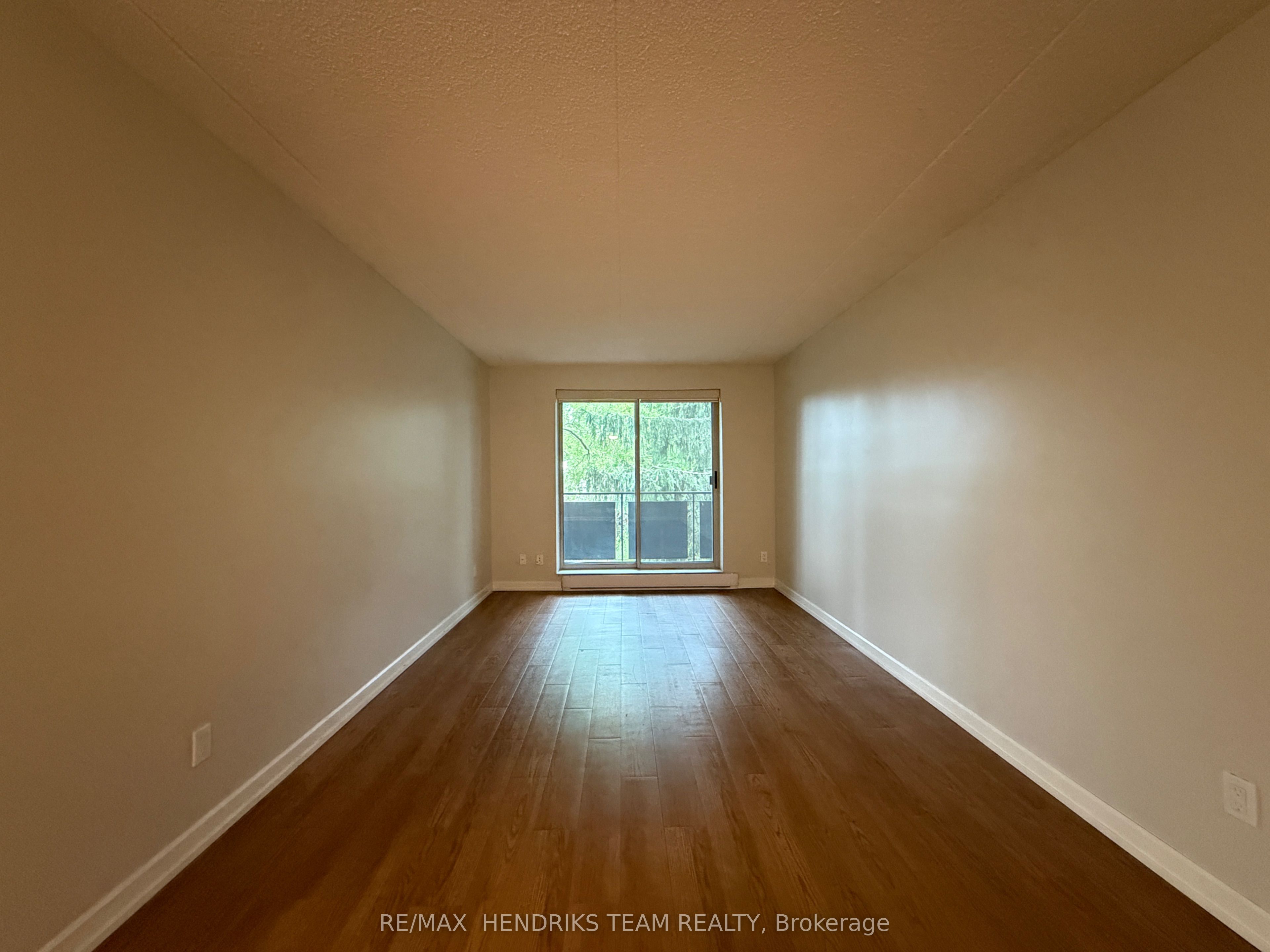 234 Oakdale Avenue 210, St. Catharines, ON L2P 2K6 photo 4
