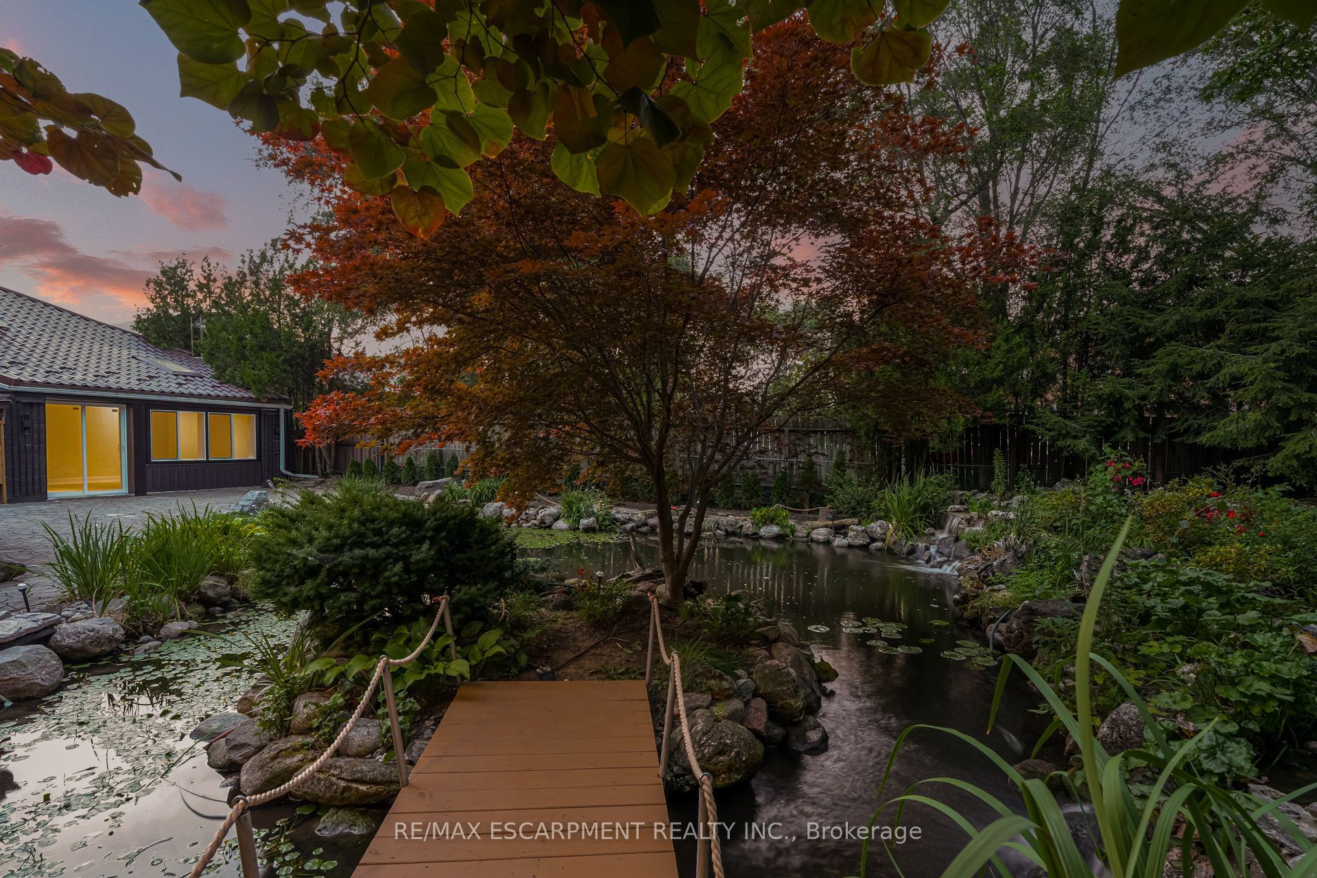 63 Hardale Crescent, Hamilton, ON L8T 1X9 photo 4