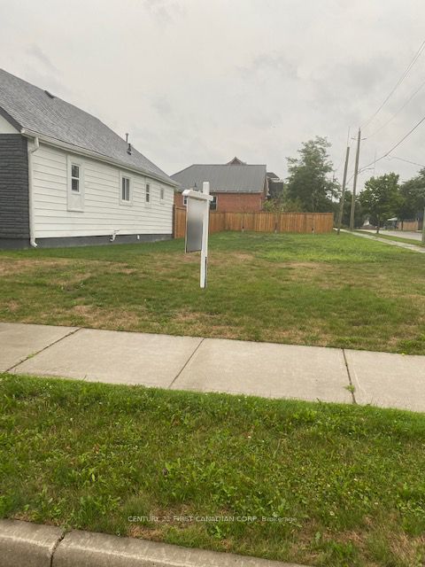 Lot 57 Briscoe Street W, London South, ON N6J 1M4