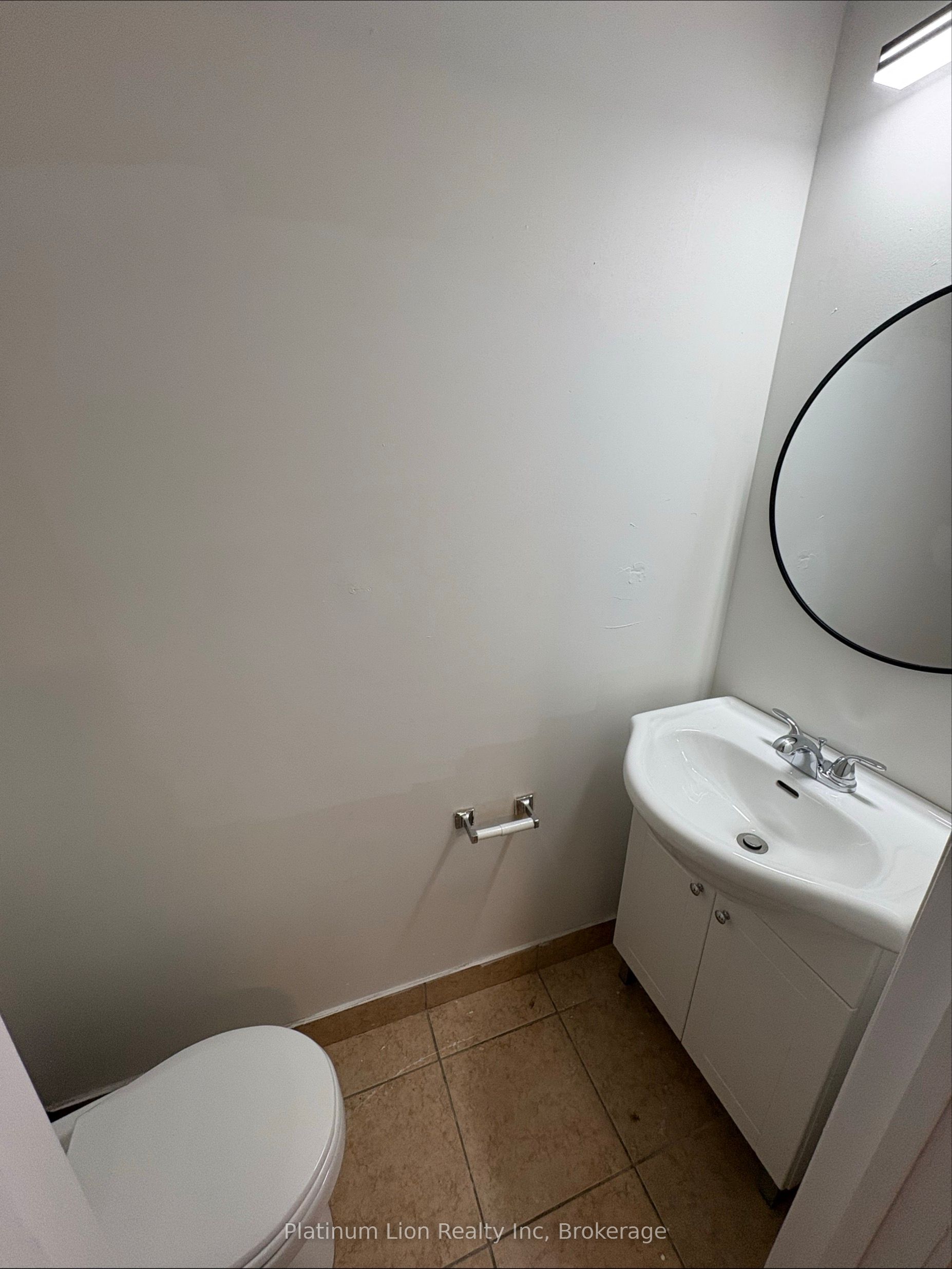 803 King Street 8, Port Colborne, ON L3K 4J3 photo 5