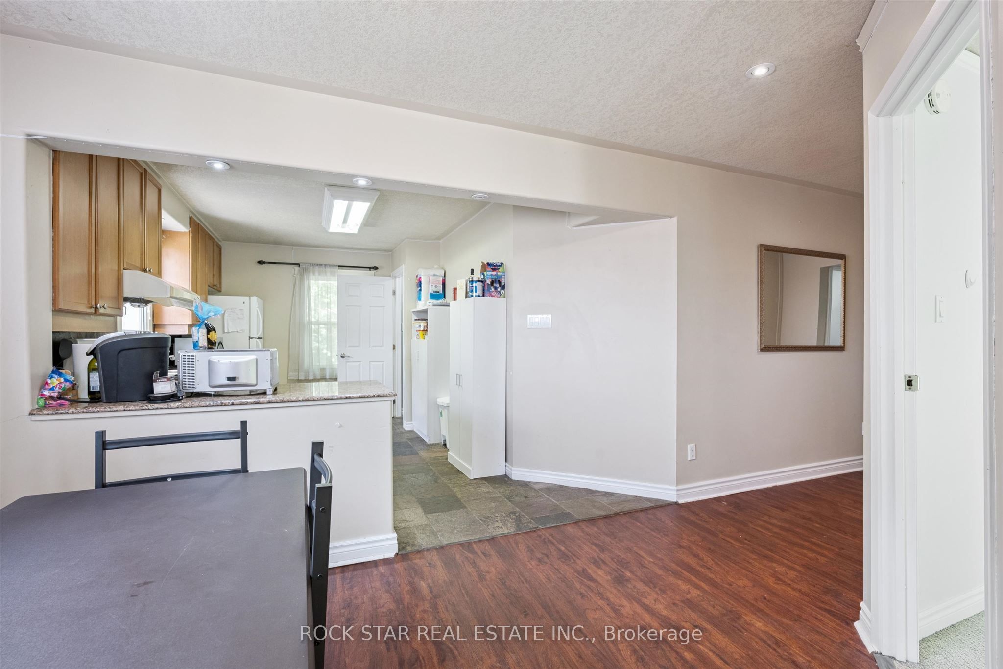 16 BEAUCOURT Place, Hamilton, ON L8S 2P7 photo 3