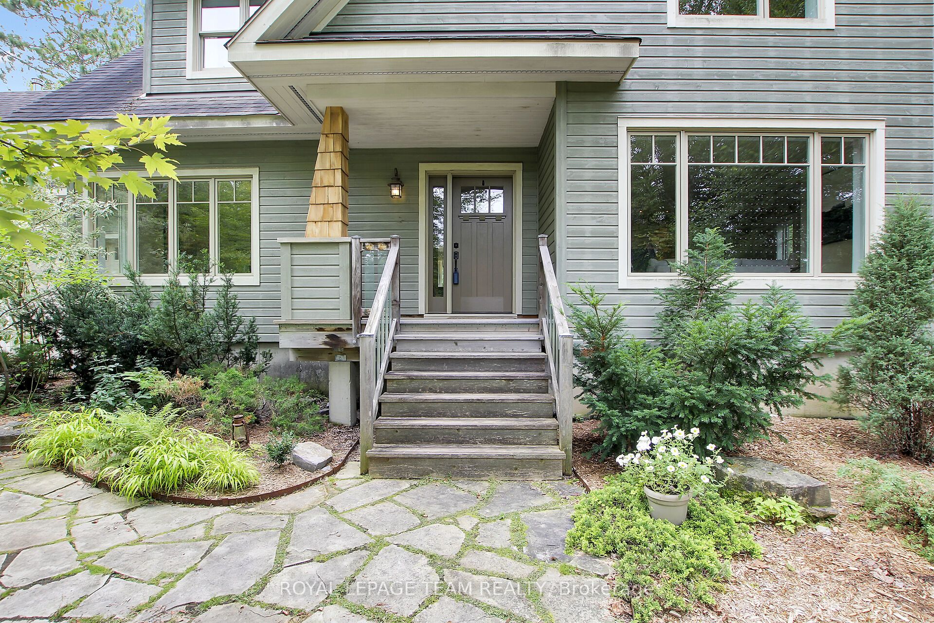 1724 Century Road E, Manotick - Kars - Rideau Twp and Area, ON K0A 2E0 photo 2