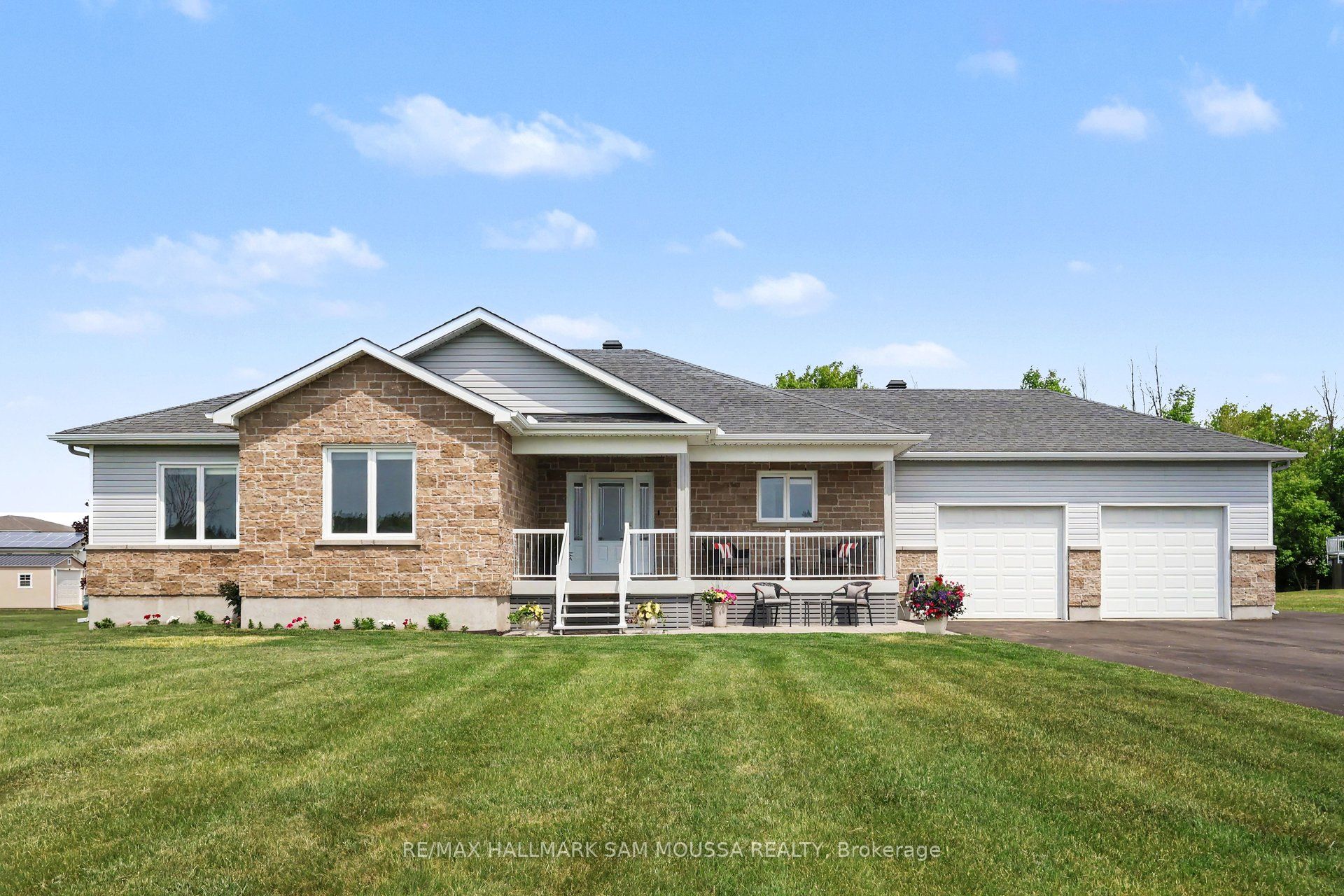 105 Danika Street, Clarence-Rockland, ON K0A 2A0 photo 3