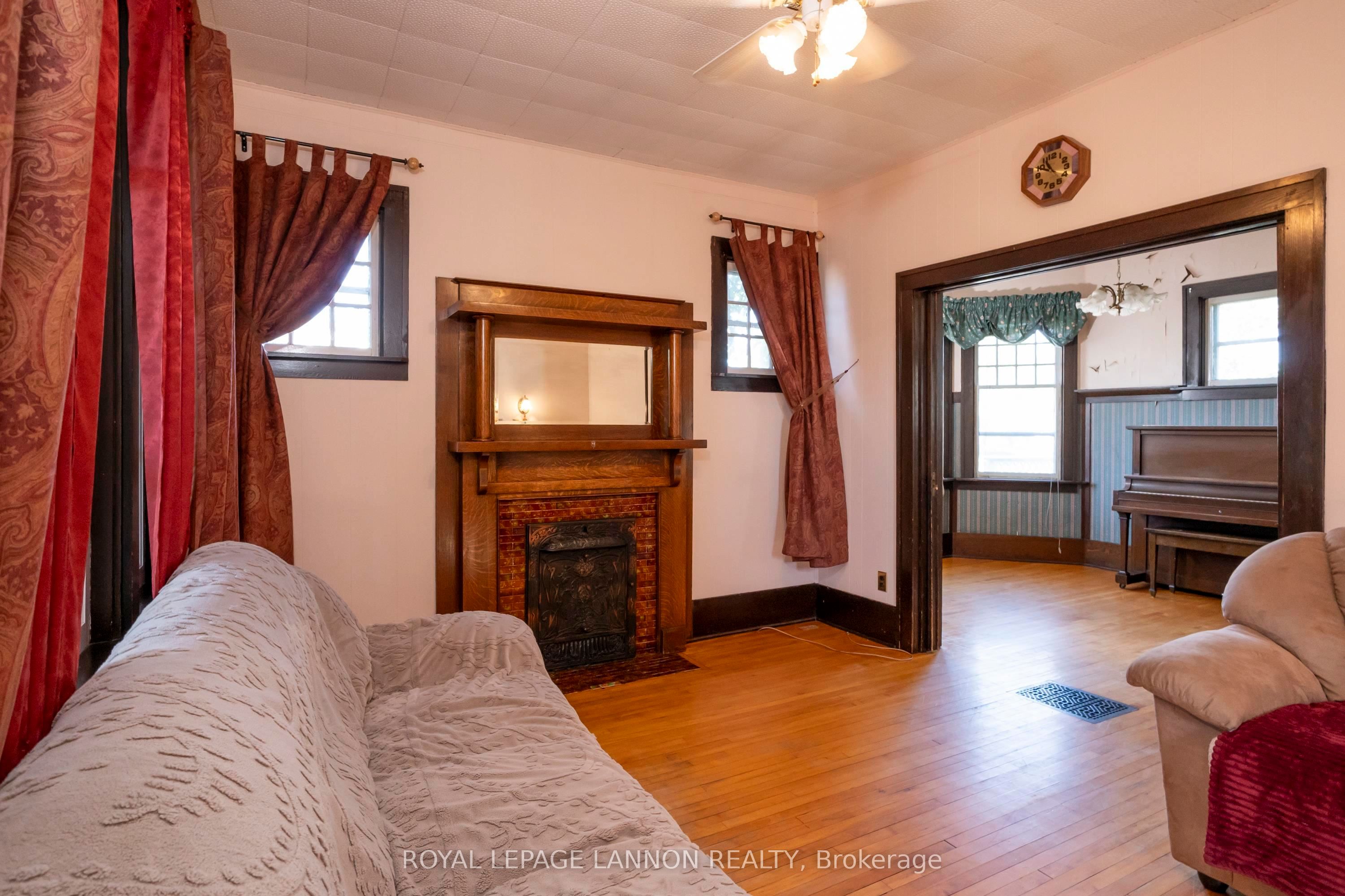 42 Gordon Avenue, Thunder Bay, ON P7E 4T2 photo 5
