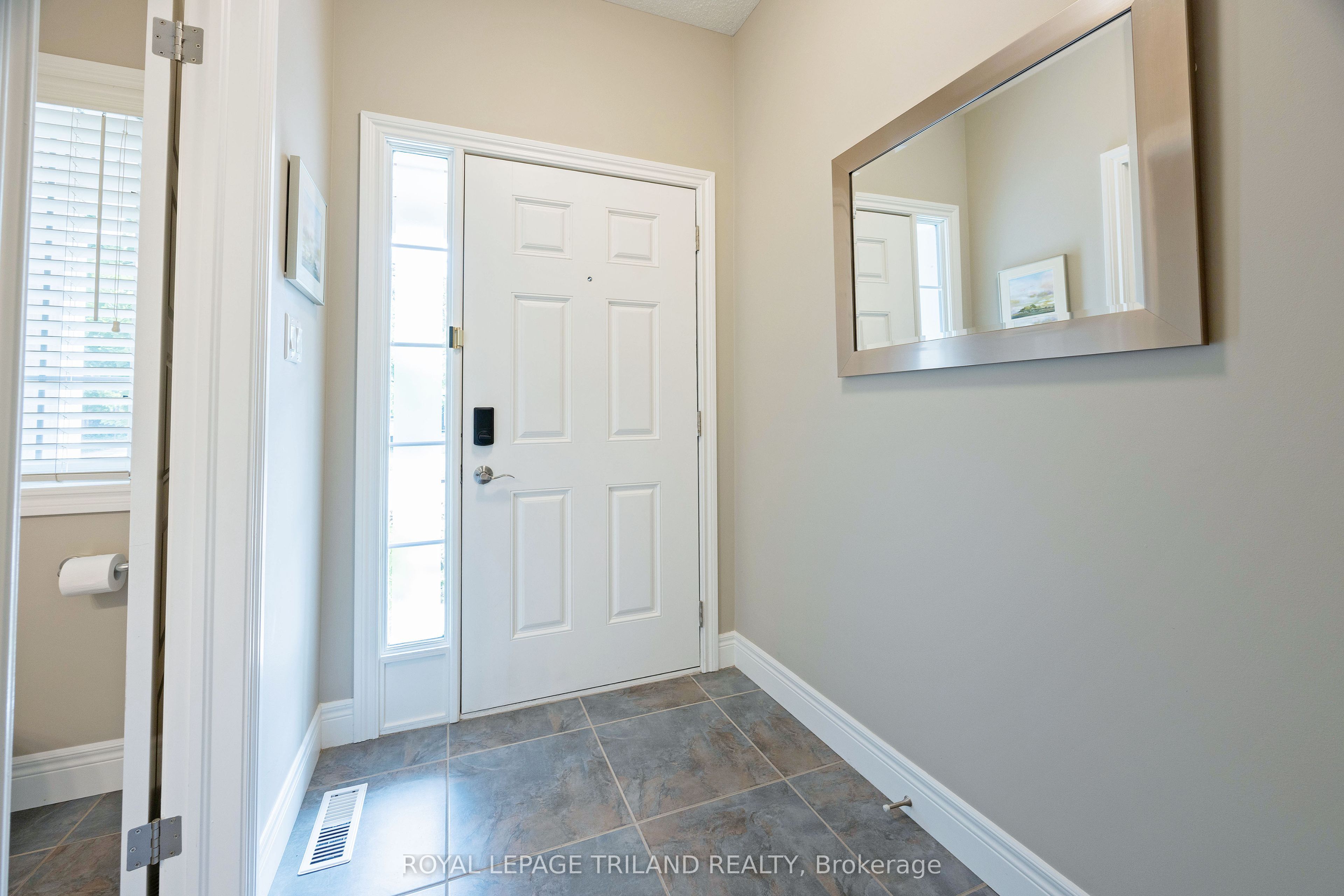 49 Orchard Street, London South, ON N6J 2R4 photo 3