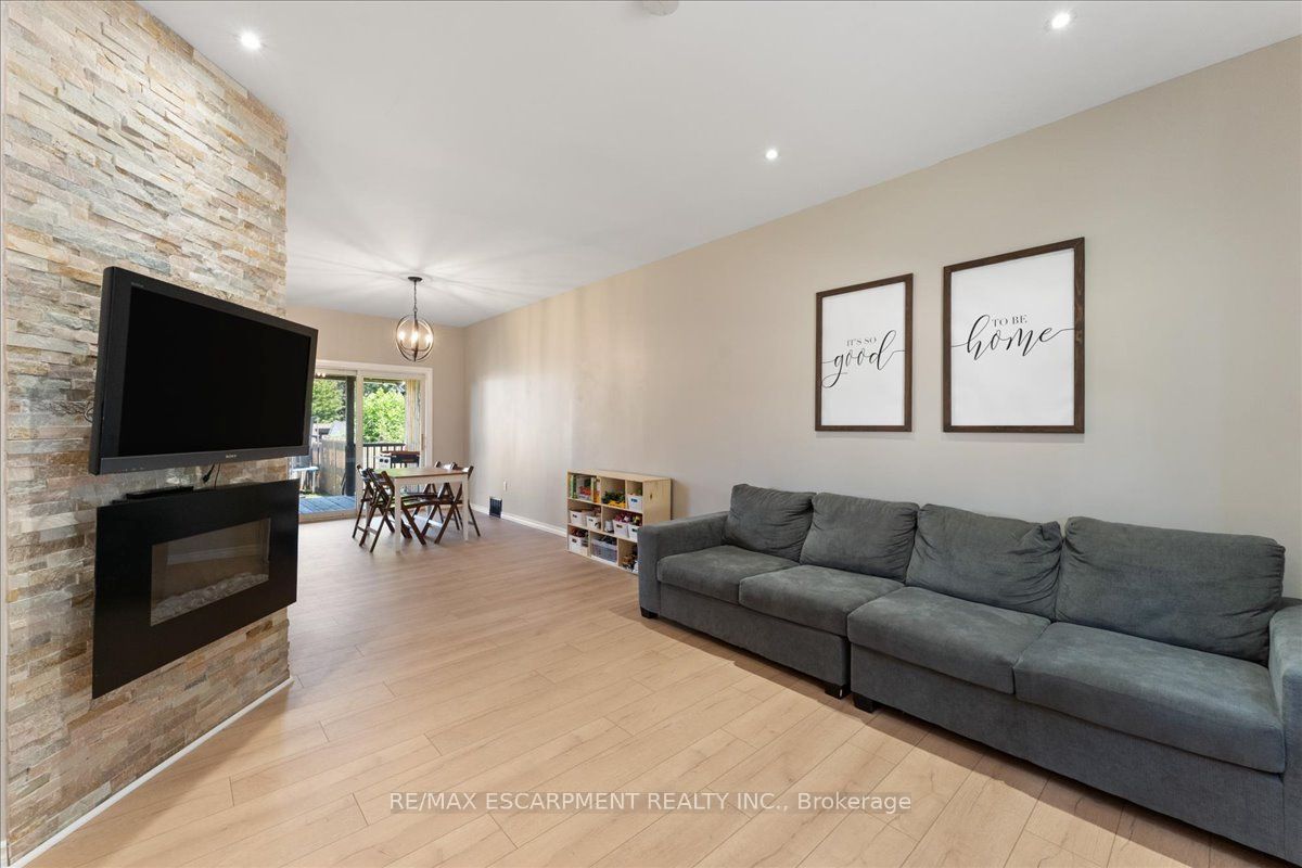 11 PRIMROSE Avenue, Hamilton, ON L8L 2K7 photo 5