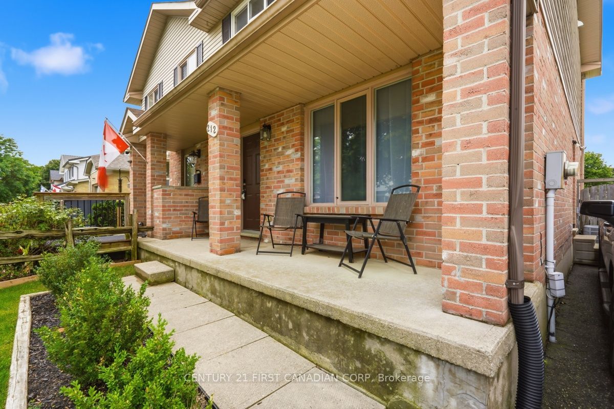 212 Martinet Avenue, London East, ON N5V 4K2 photo 5