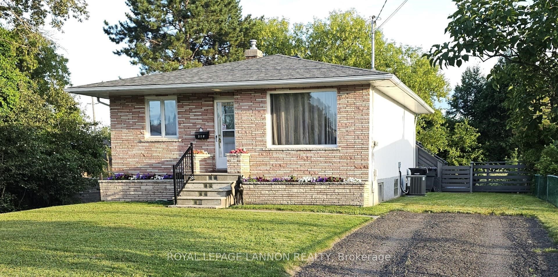 403 Arundel Street, Thunder Bay, ON P7A 1L6 photo 2