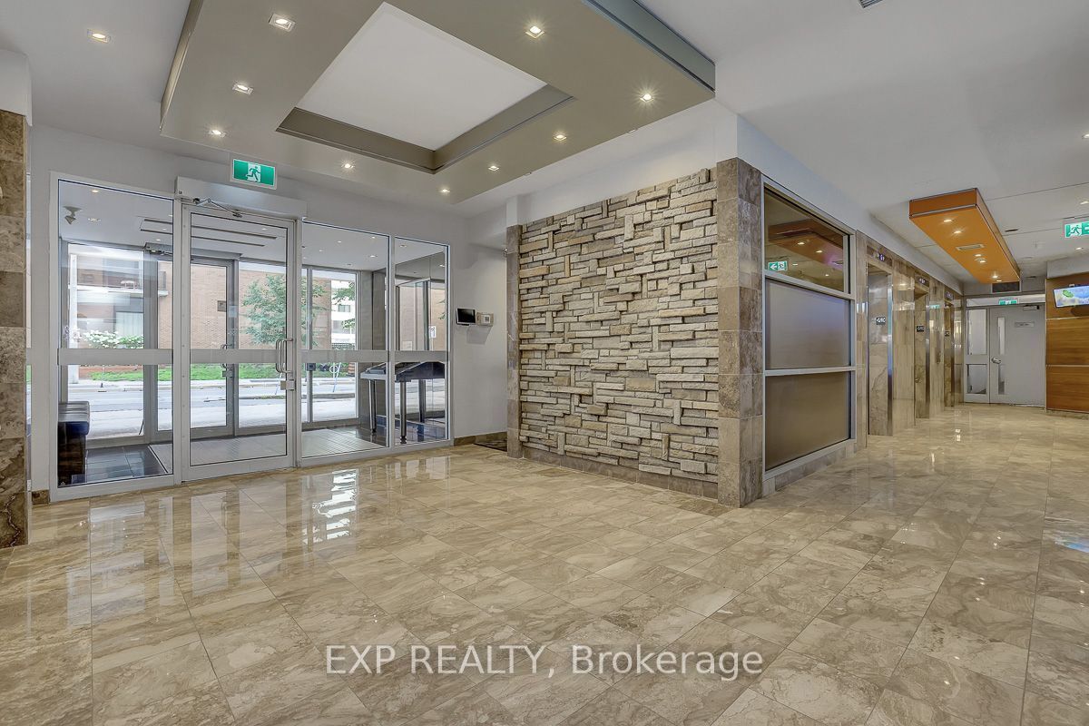 470 Laurier Street W 1706, Ottawa Centre, ON K1R 7W9 photo 3