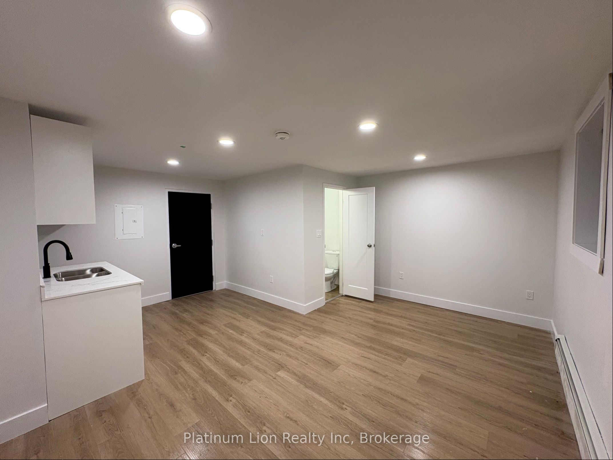 803 King Street 6, Port Colborne, ON L3K 4J3 photo 4