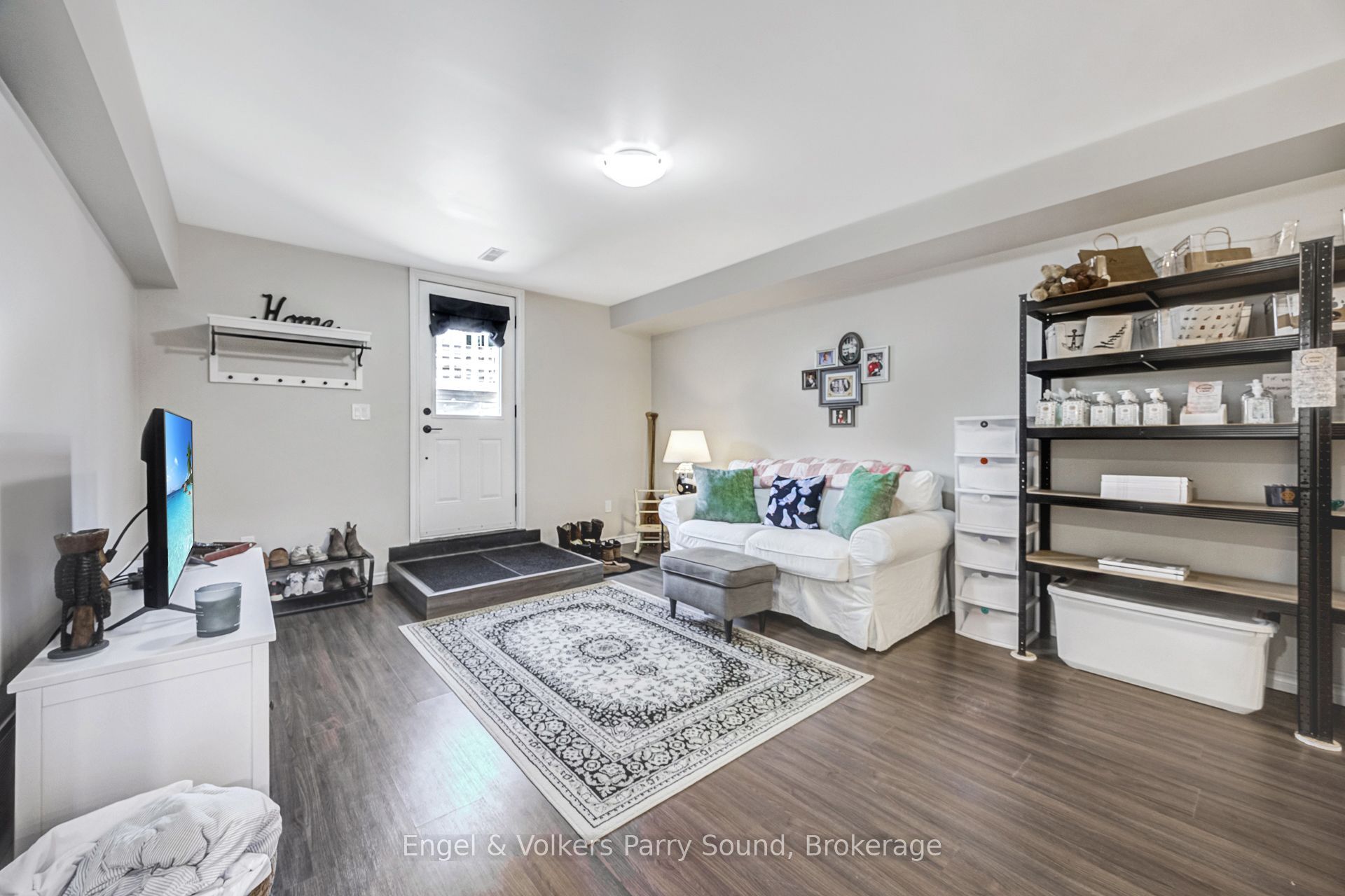 6 Lawrence Street B, Parry Sound, ON P2A 2E2 photo 3