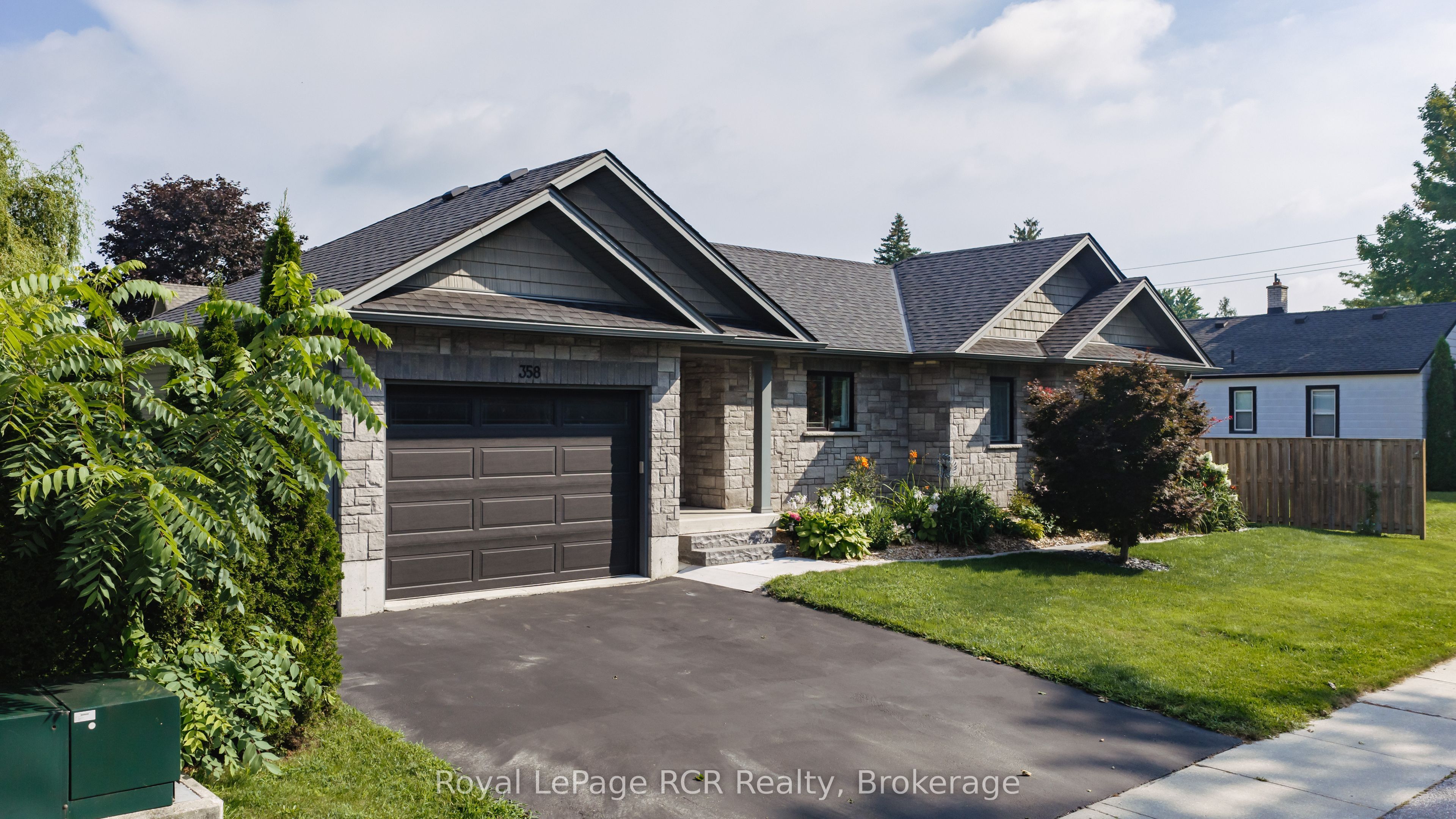 358 5th Street, Hanover, ON N4N 0B2 photo 2