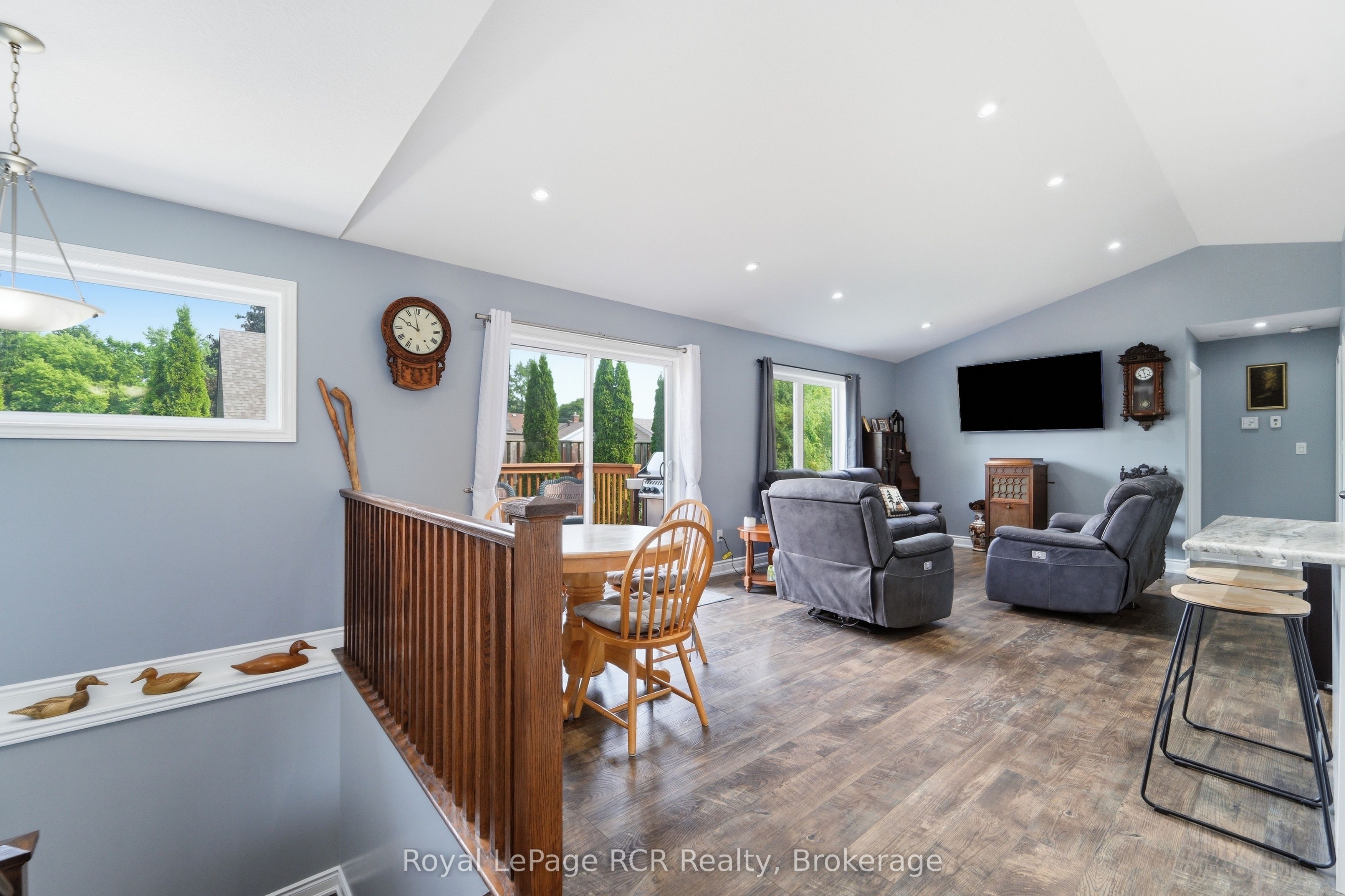 358 5th Street, Hanover, ON N4N 0B2 photo 4