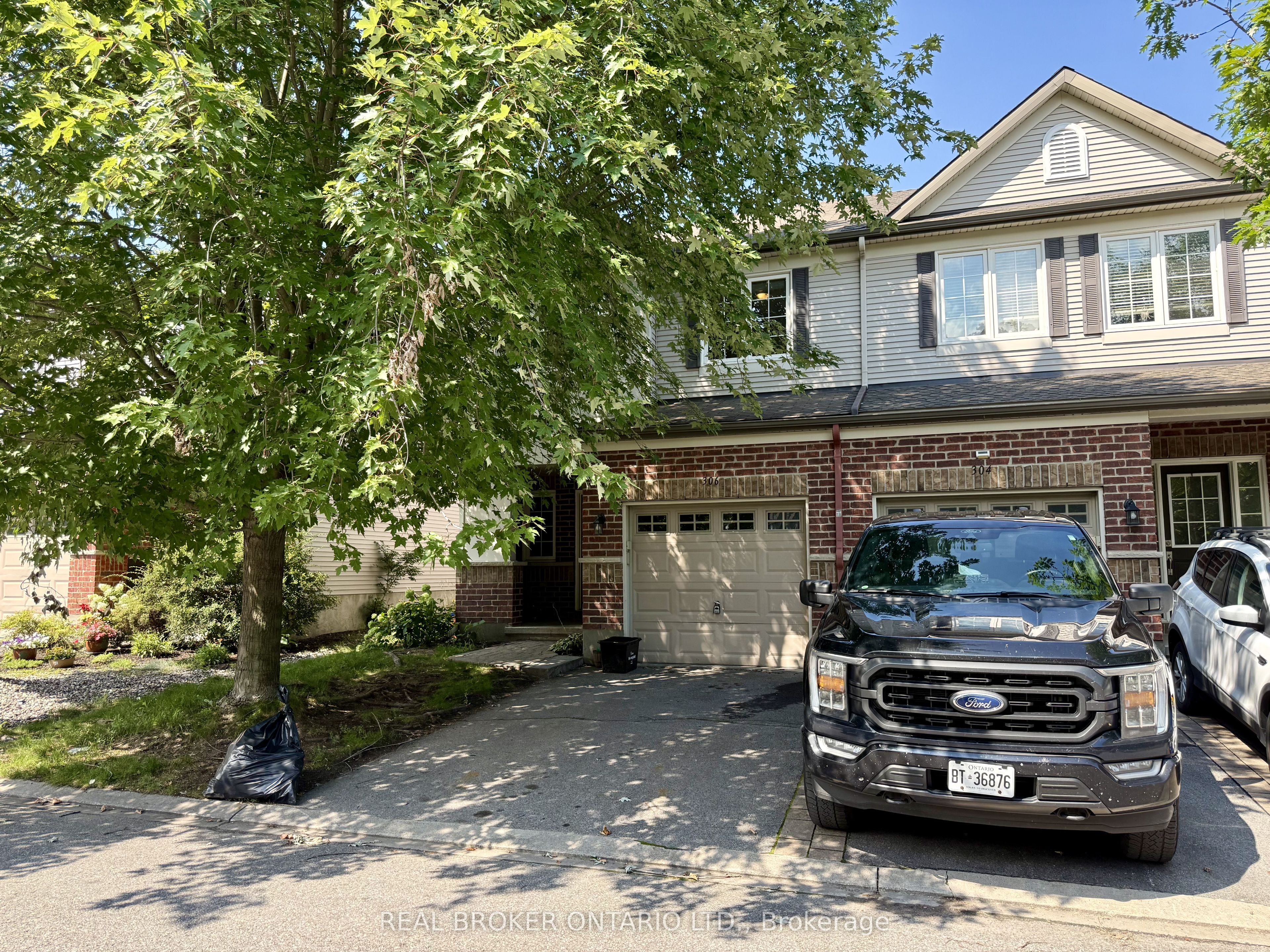 306 Aldworth Private, Stittsville - Munster - Richmond, ON K2S 0M8