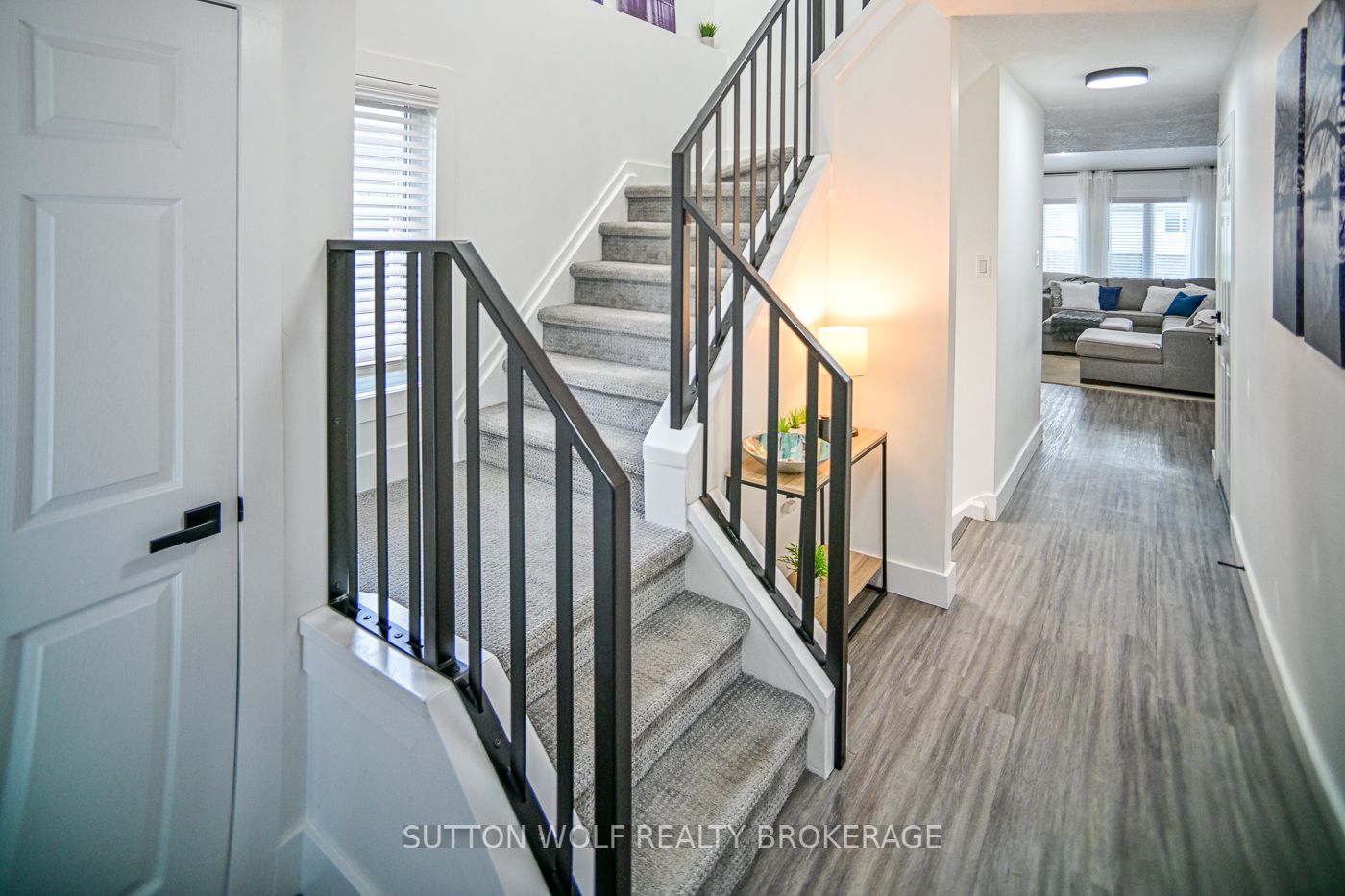 68 Laura Lane, Strathroy-Caradoc, ON N7G 4K9 photo 3