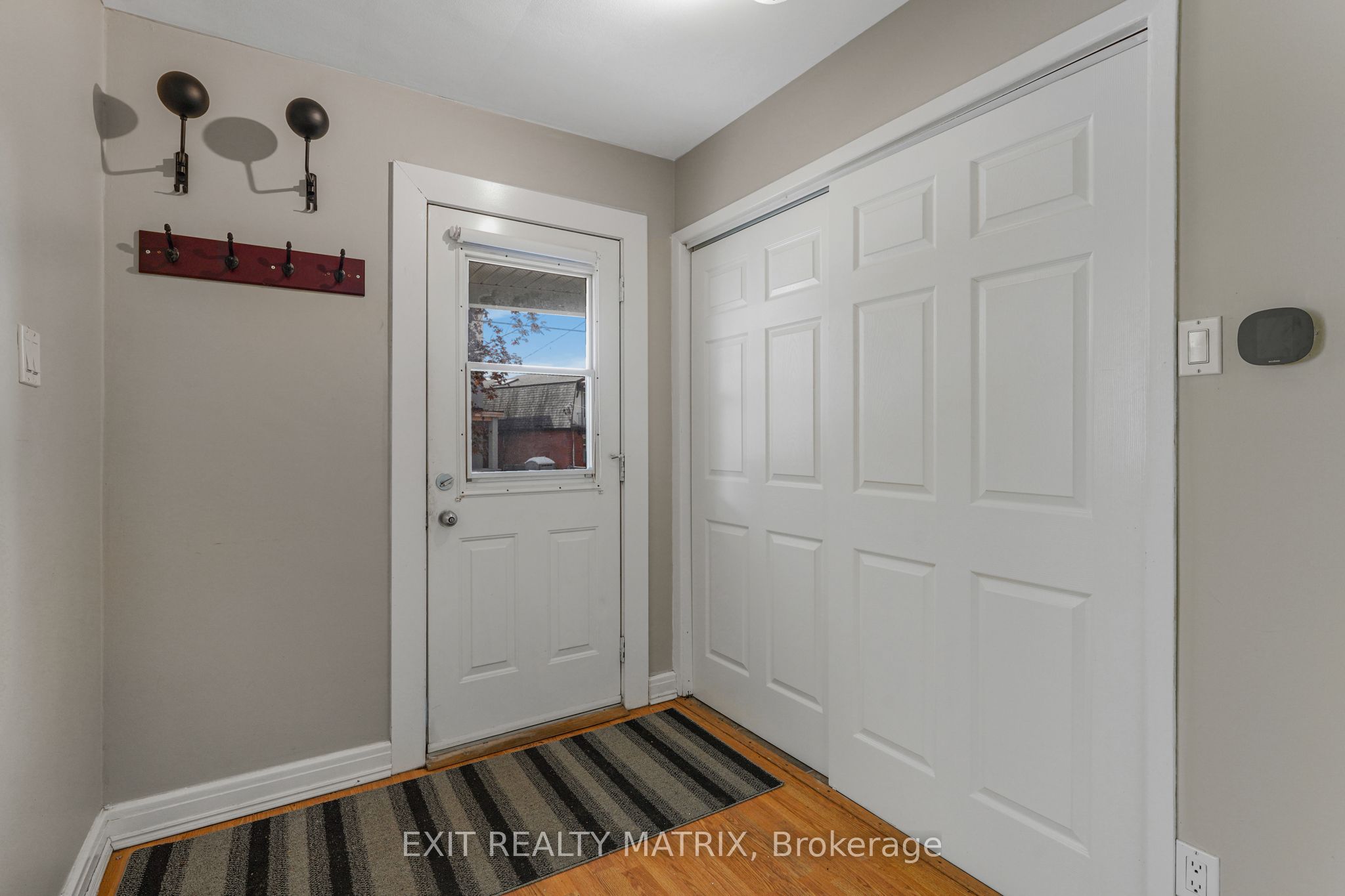 261 Montfort Street, Vanier and Kingsview Park, ON K1L 5P1 photo 4