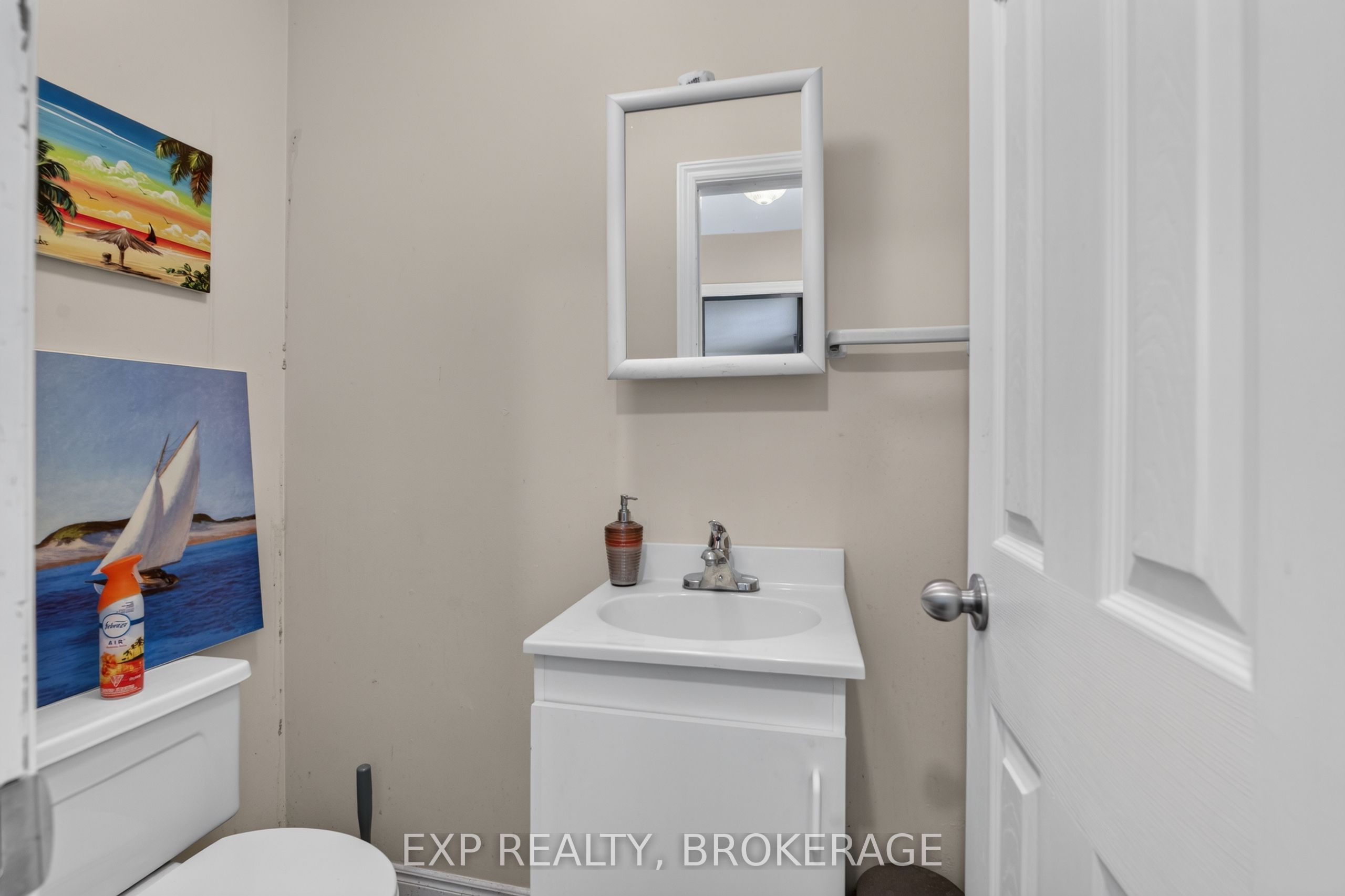 659 SUSSEX Boulevard, Kingston, ON K7M 5A9 photo 5