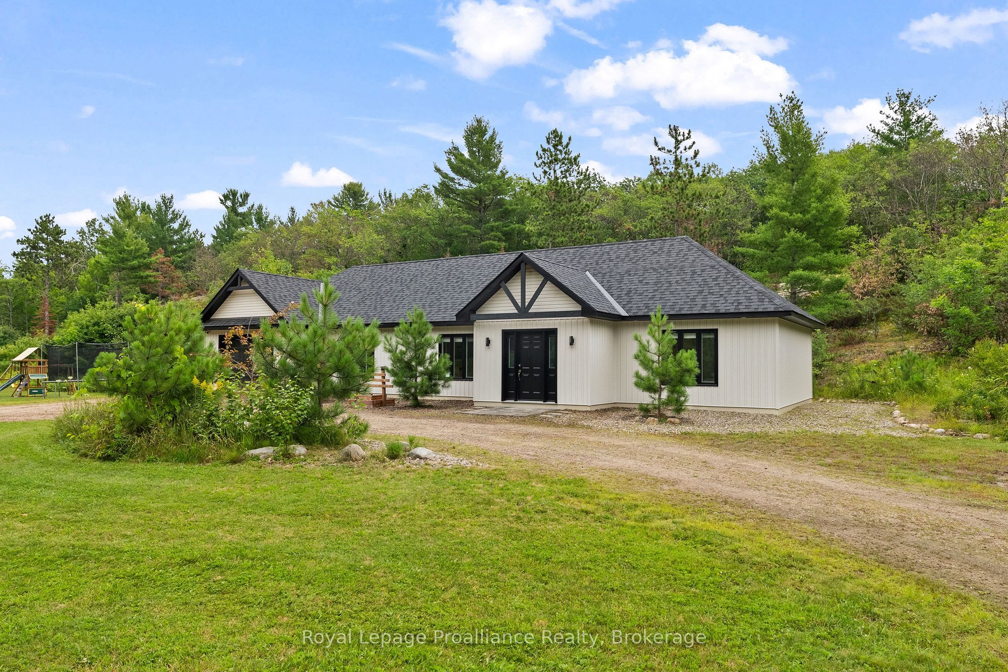 41948A Combermere Road, Madawaska Valley, ON K0J 1B0 photo 3