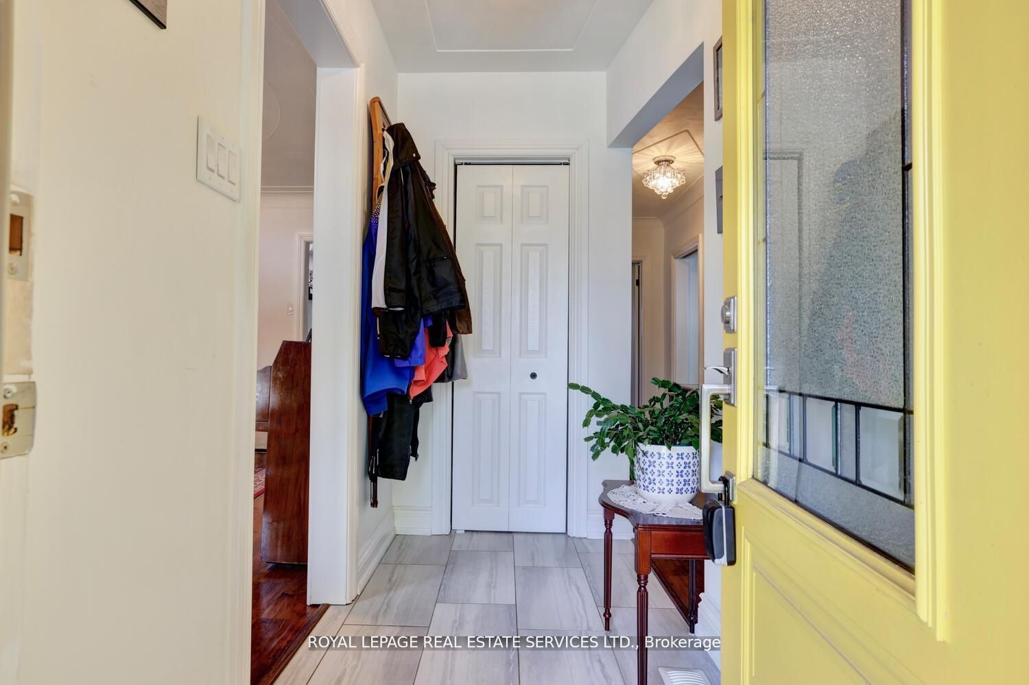 163 Bendamere Avenue, Hamilton, ON L9C 1N6 photo 4