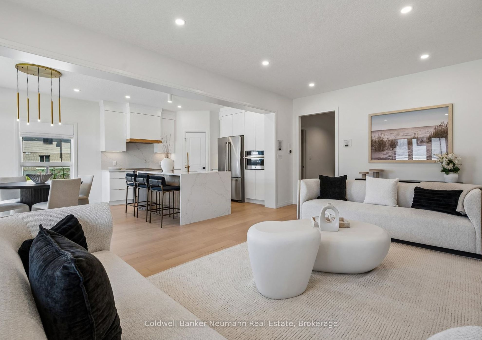 636 Anton Crescent, Kitchener, ON N2R 0T8 photo 4