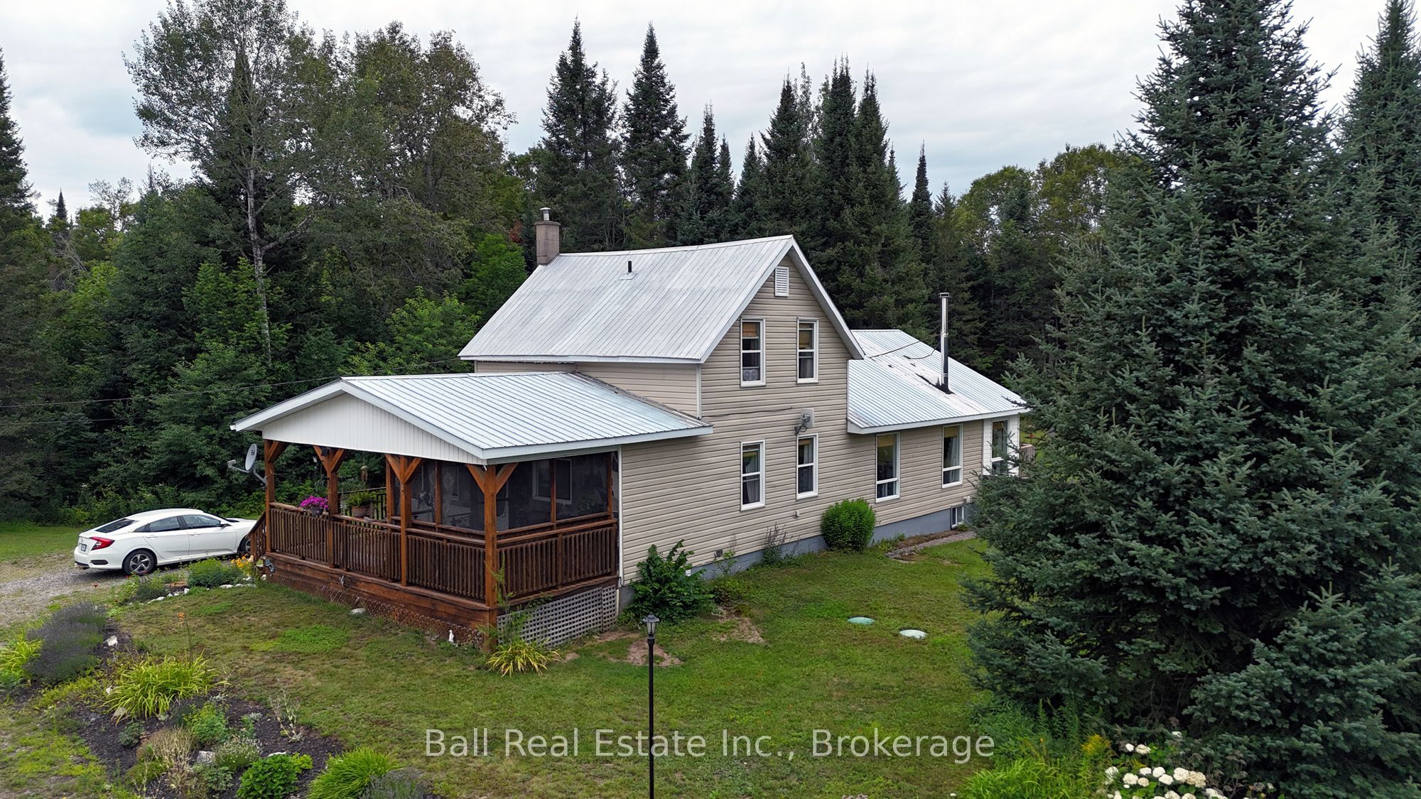 19573 Highway #118 Highway E, Highlands East, ON K0L 3C0 photo 3