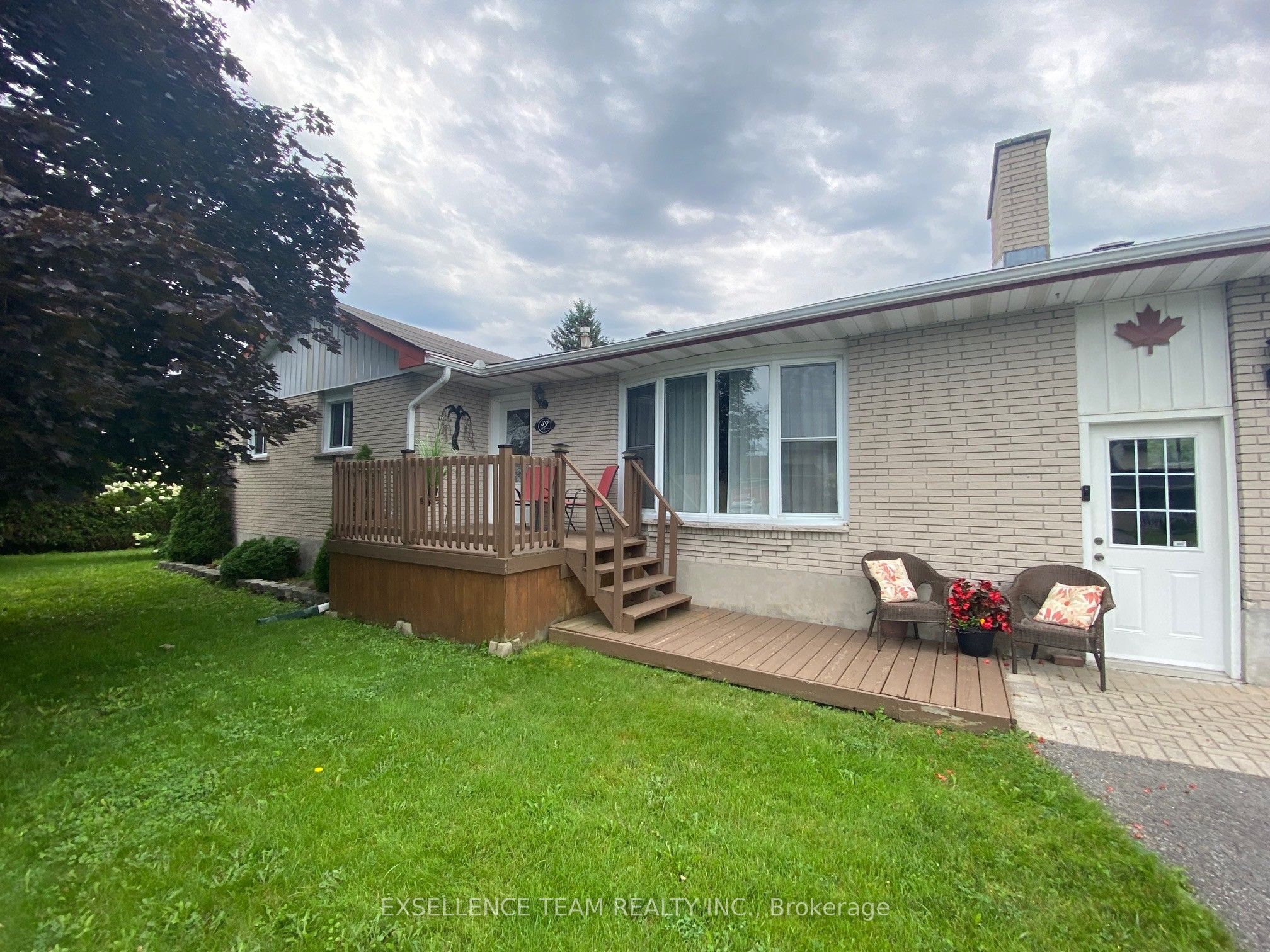 39 Wales Drive N, South Stormont, ON K0C 1M0
