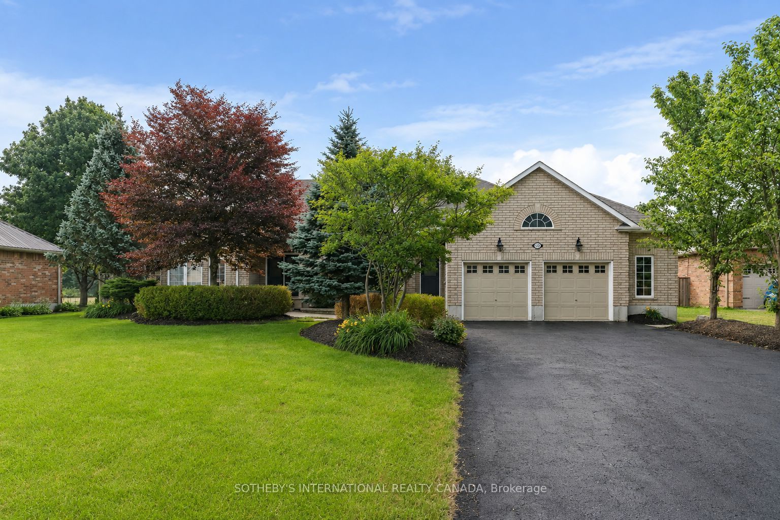 159 Delarmbro Drive, Erin, ON N0B 1T0 photo 2
