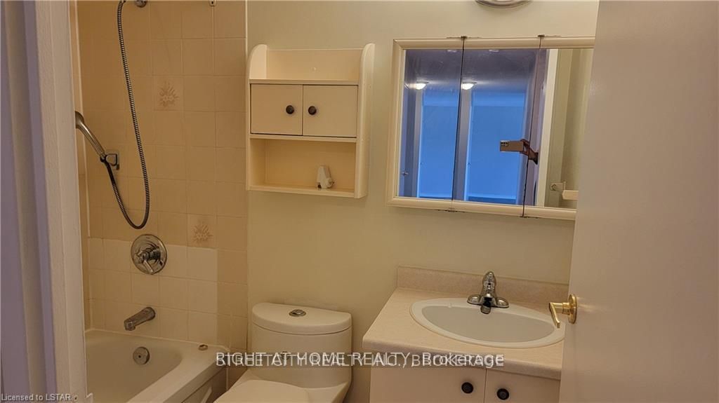 1600 ADELAIDE Street 202, London North, ON N5X 3H6 photo 3