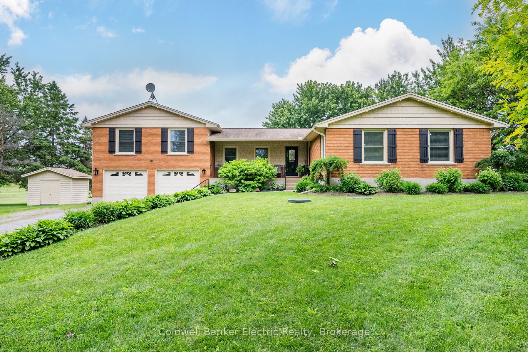 2367 Base Line, Otonabee-South Monaghan, ON K9J 6X9 photo 5