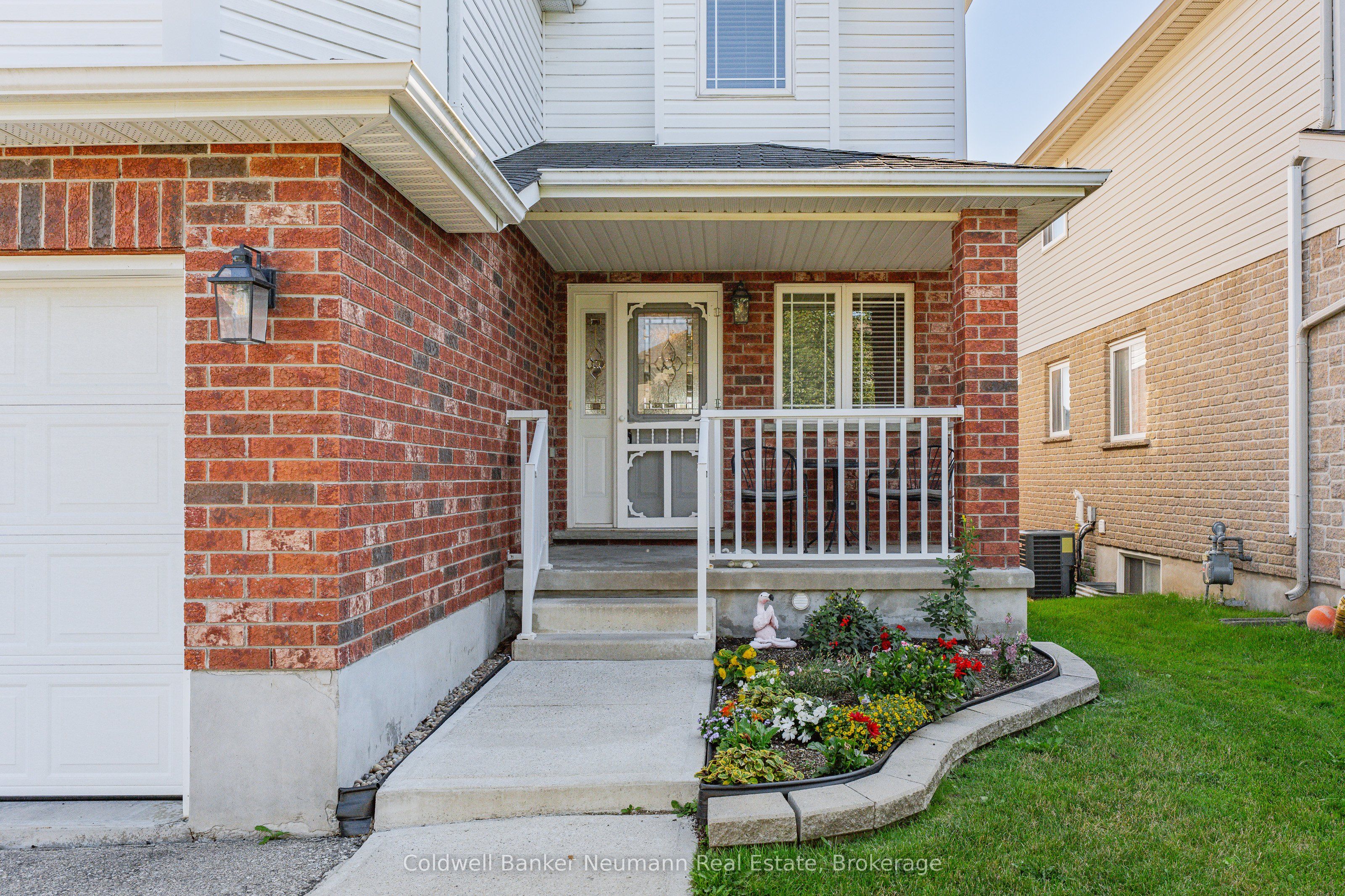 58 Washburn Drive, Guelph, ON N1E 0B2 photo 3