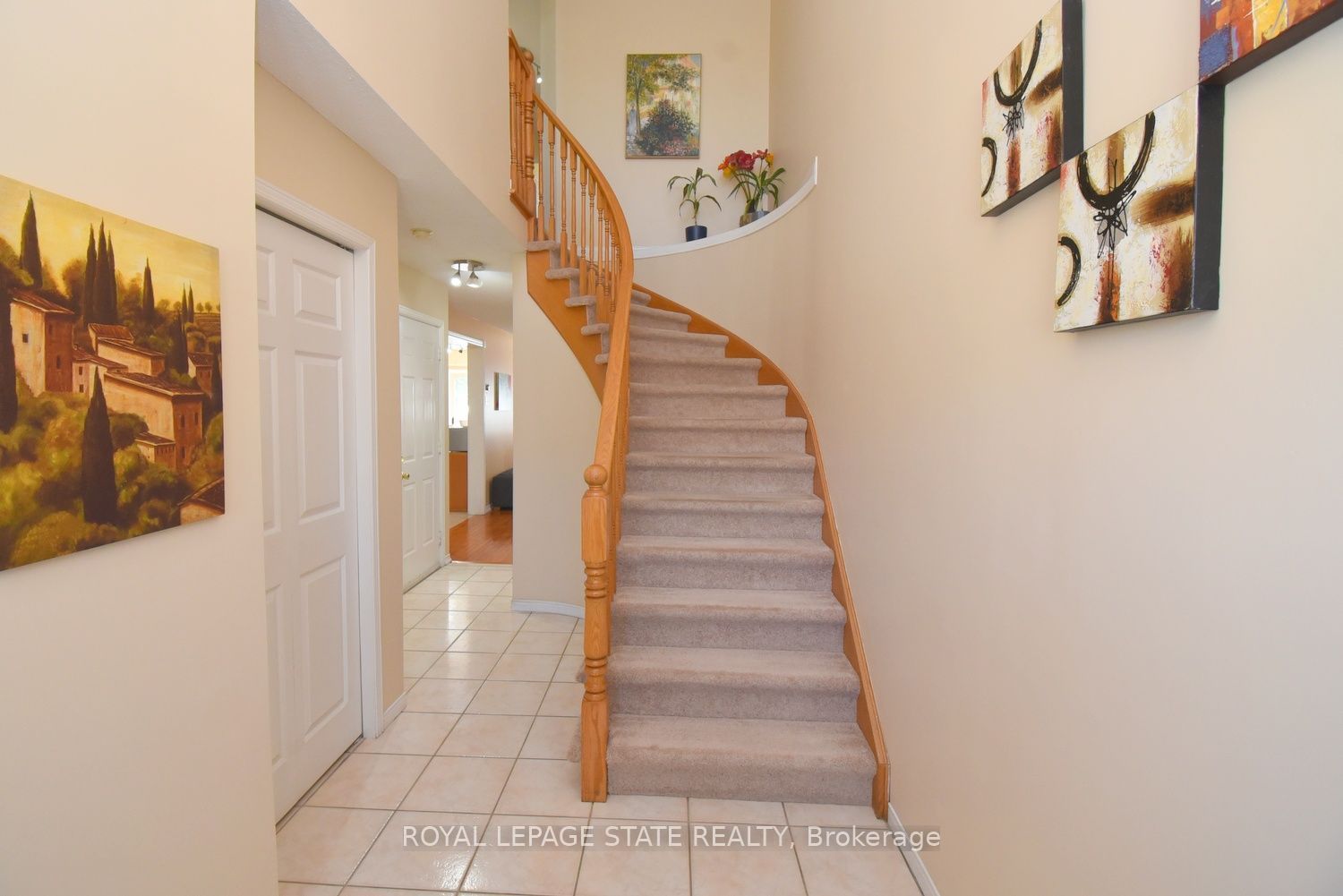 57 Townmansion Drive, Hamilton, ON L8T 5A6 photo 4