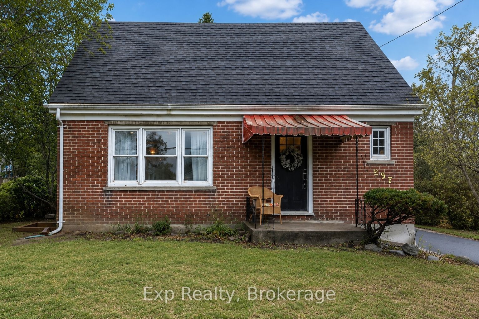 297 Victoria Avenue A, Belleville, ON K8N 2C9