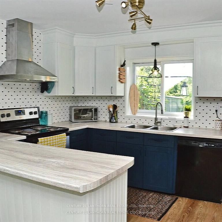 30 Stanley Street, Prince Edward County, ON K0K 1G0