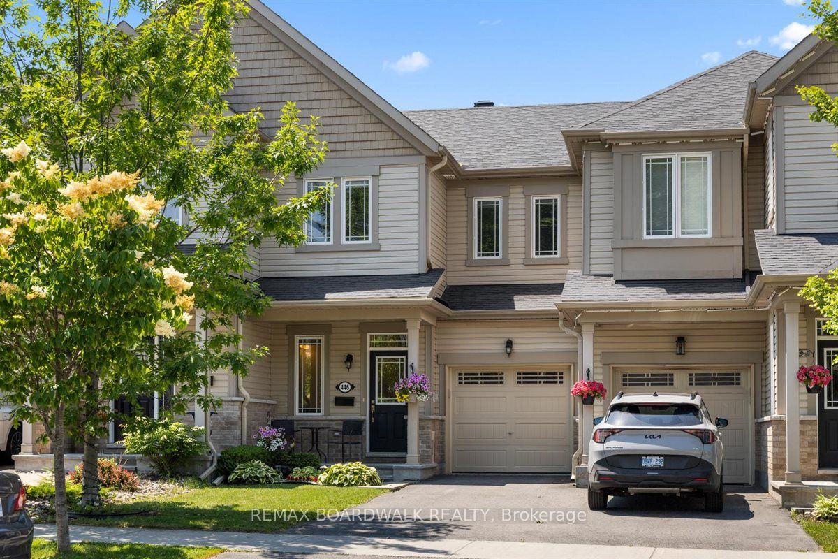 446 Meadowbreeze Drive, Kanata, ON K2M 0L1