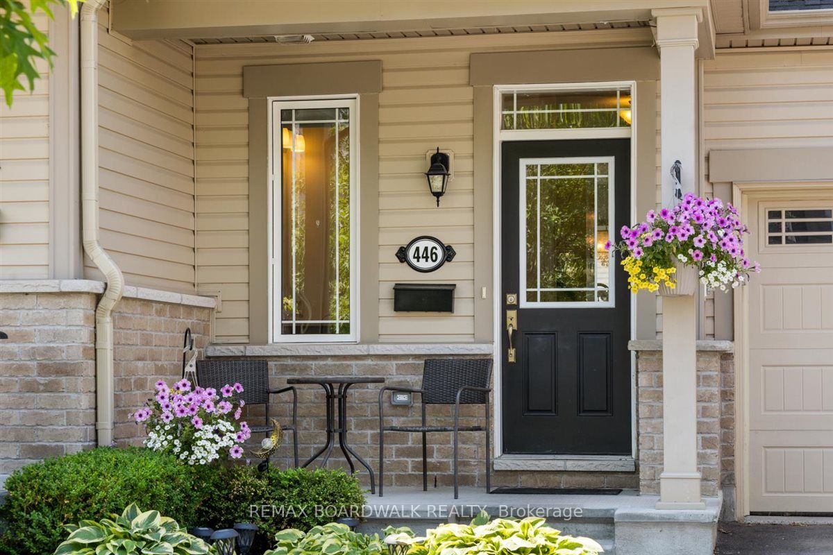 446 Meadowbreeze Drive, Kanata, ON K2M 0L1 photo 2