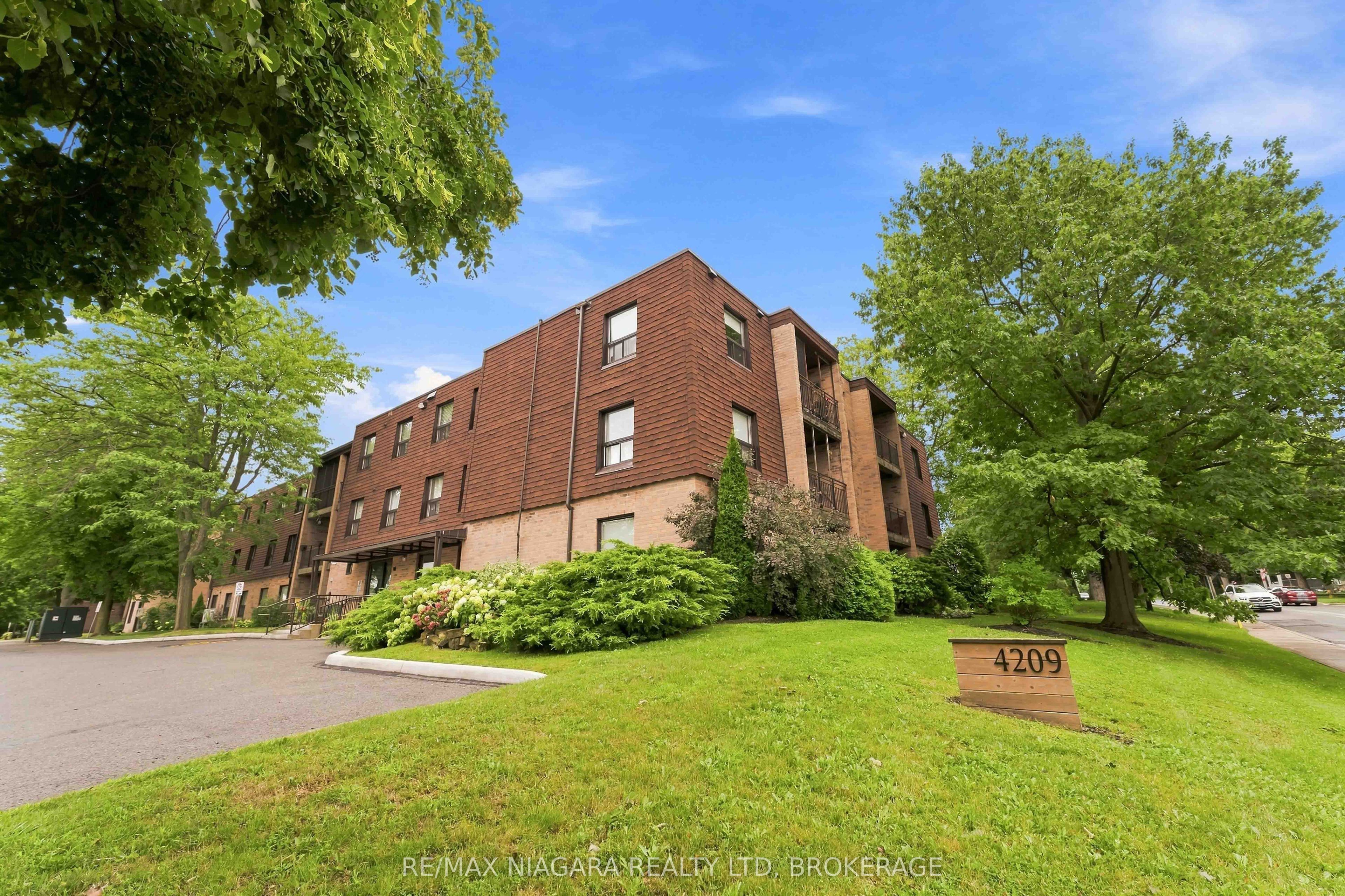 4209 Hixon Street 313, Lincoln, ON L3J 0K2 photo 2