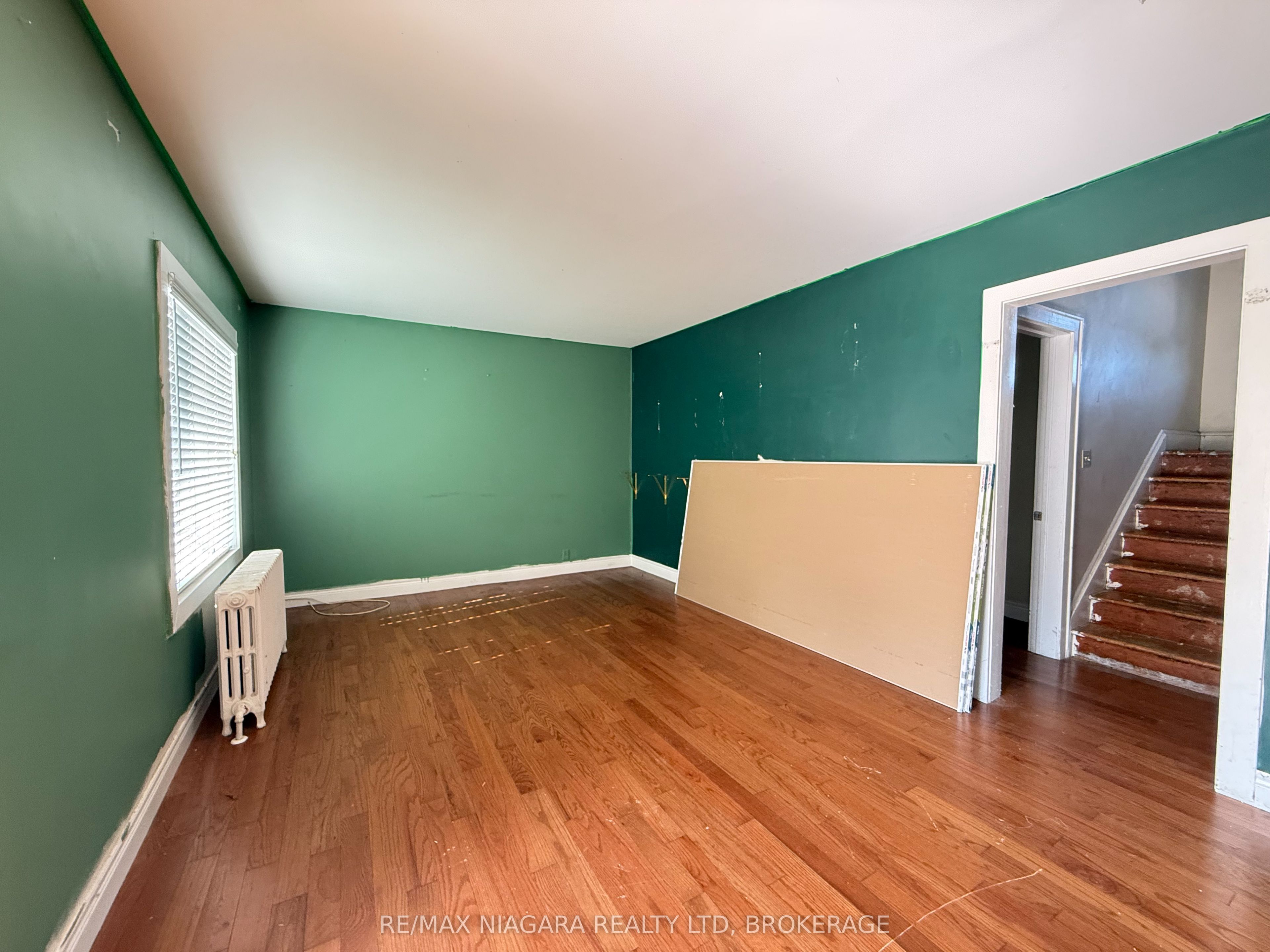 4218 Drummond Road, Niagara Falls, ON L2E 6B9 photo 3