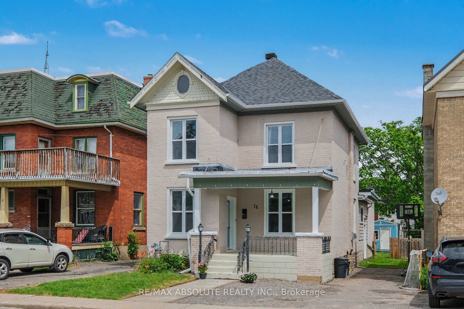 16 Glen Avenue, Smiths Falls, ON K7A 1S2 photo 2