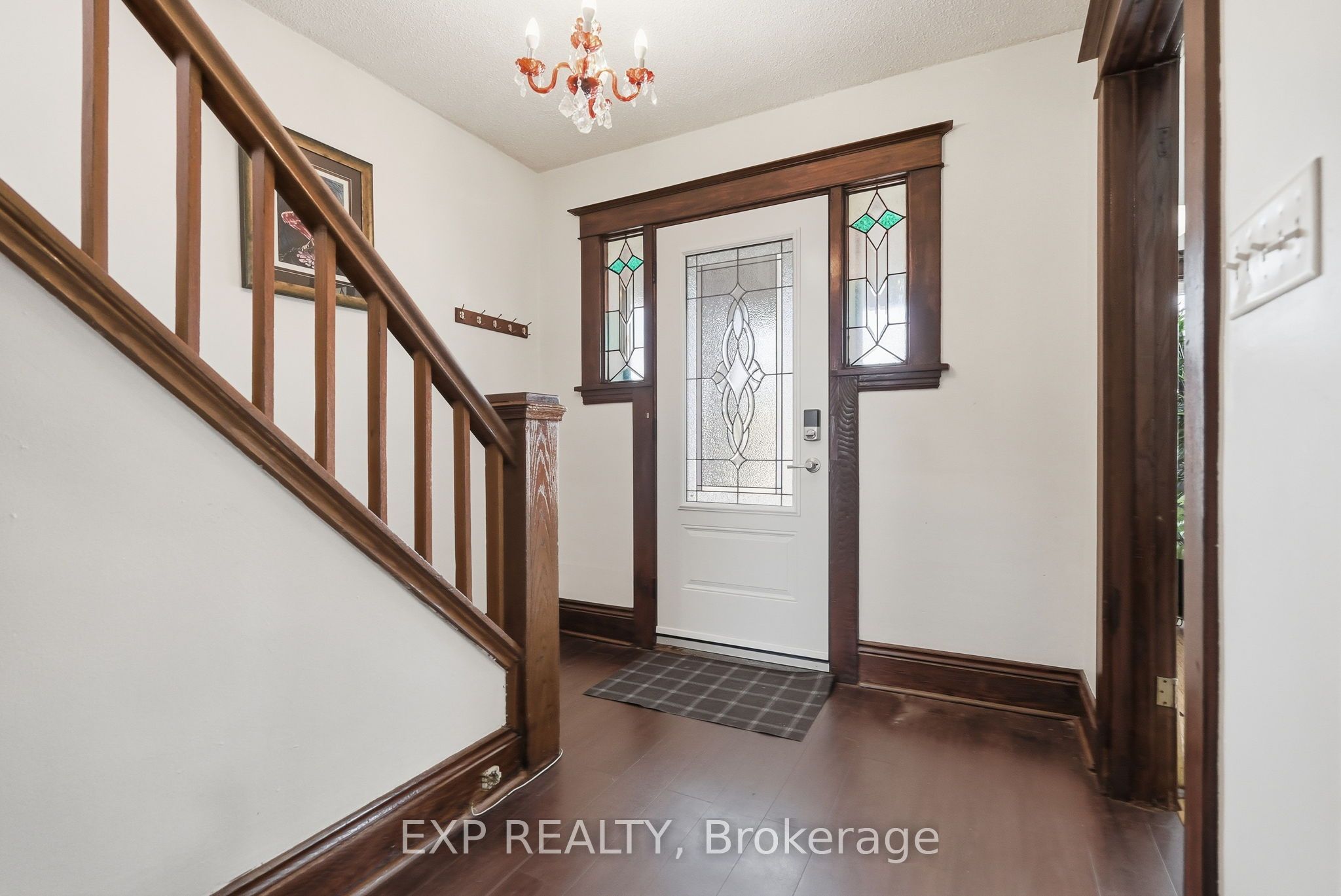 146 Ottawa Street S, Hamilton, ON L8K 2E4 photo 4