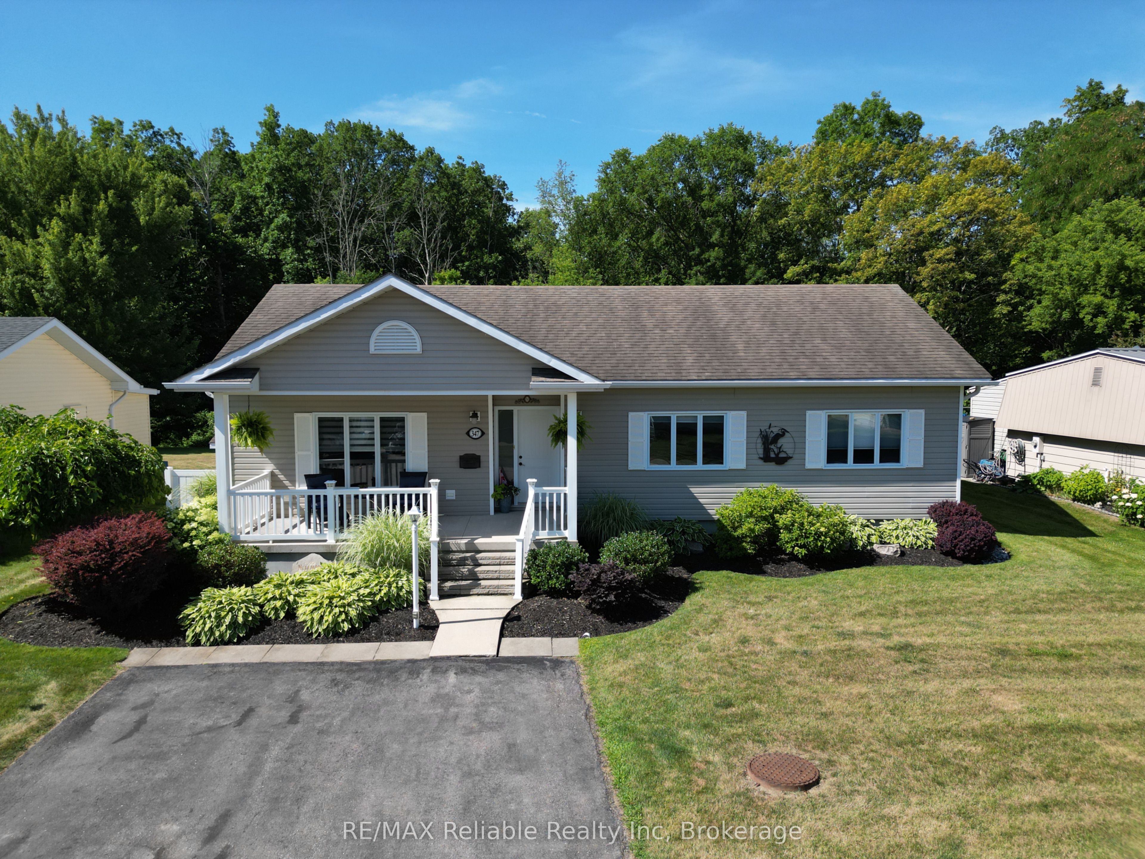 347 Shannon Boulevard, South Huron, ON N0M 1T0 photo 2