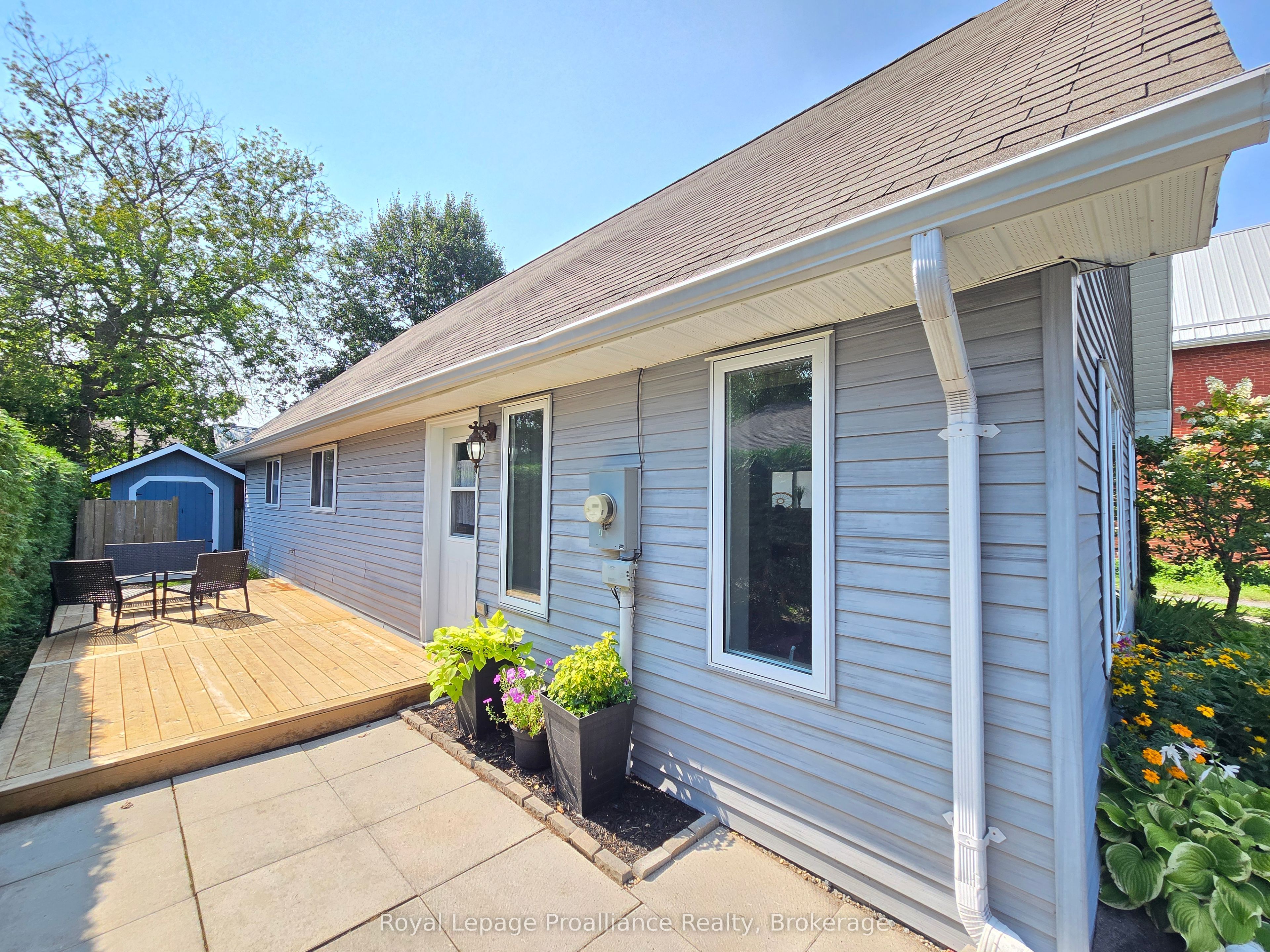 48 South George Street, Belleville, ON K8N 3G6