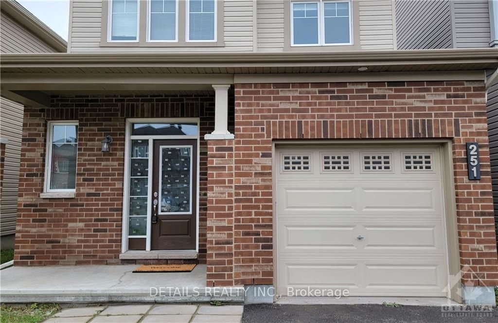 251 SADDLEBACK Crescent, Kanata, ON K2T 0K8 photo 2